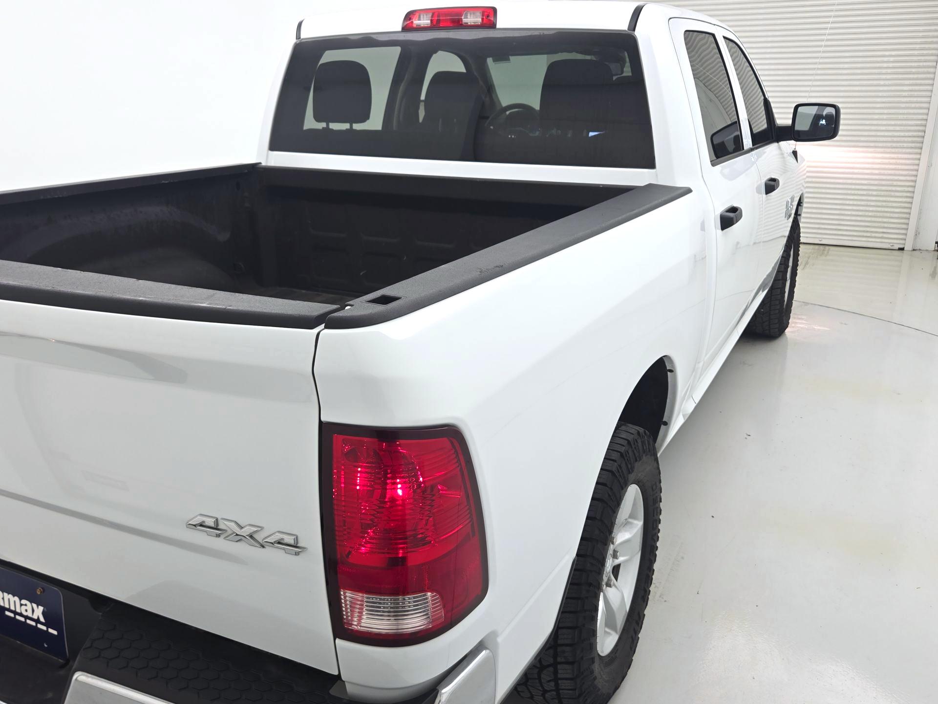 Thumbnail: 2023 RAM 1500 Classic - 5