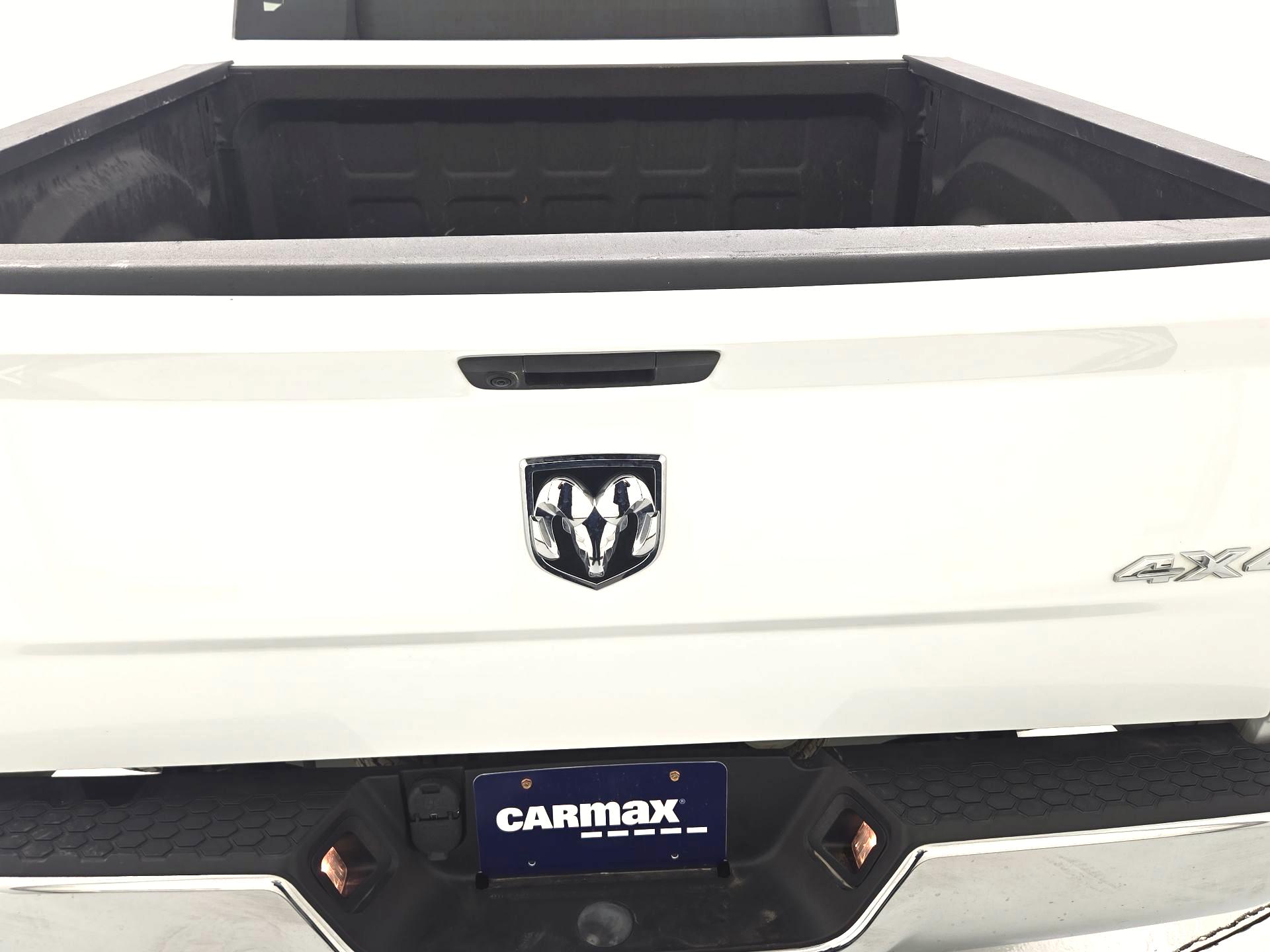 Thumbnail: 2023 RAM 1500 Classic - 6