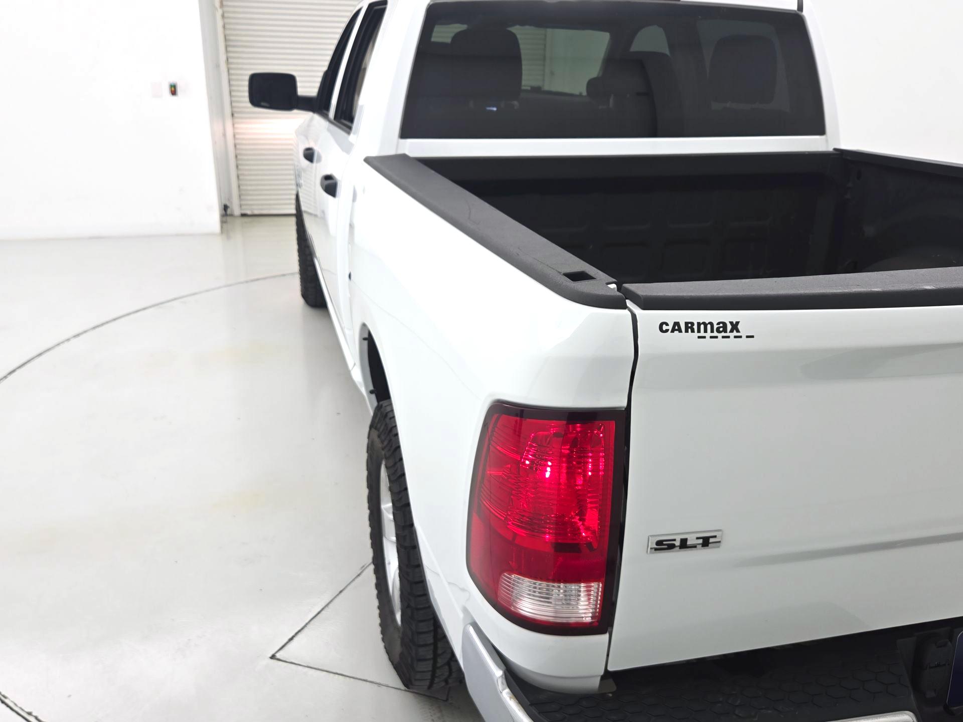 Thumbnail: 2023 RAM 1500 Classic - 7