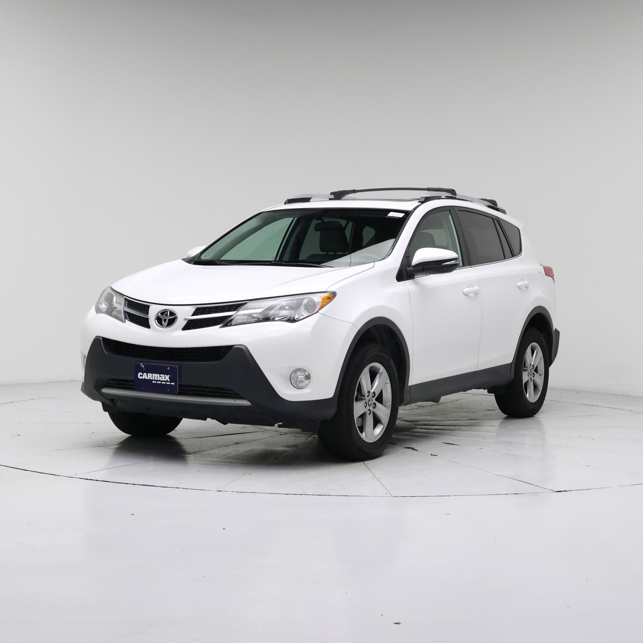 Thumbnail: 2015 Toyota RAV4 - 4
