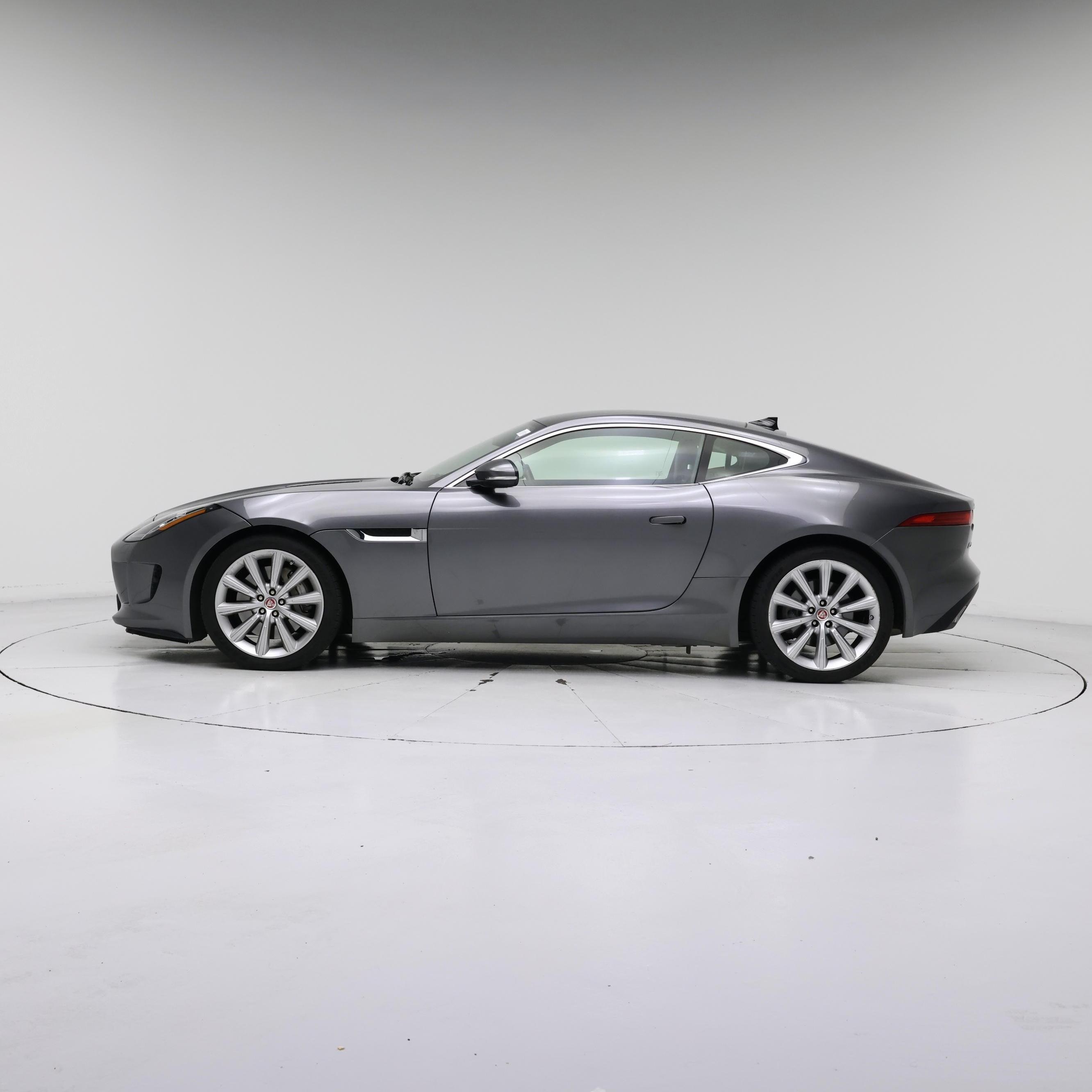 Thumbnail: 2016 Jaguar F-Type - 3
