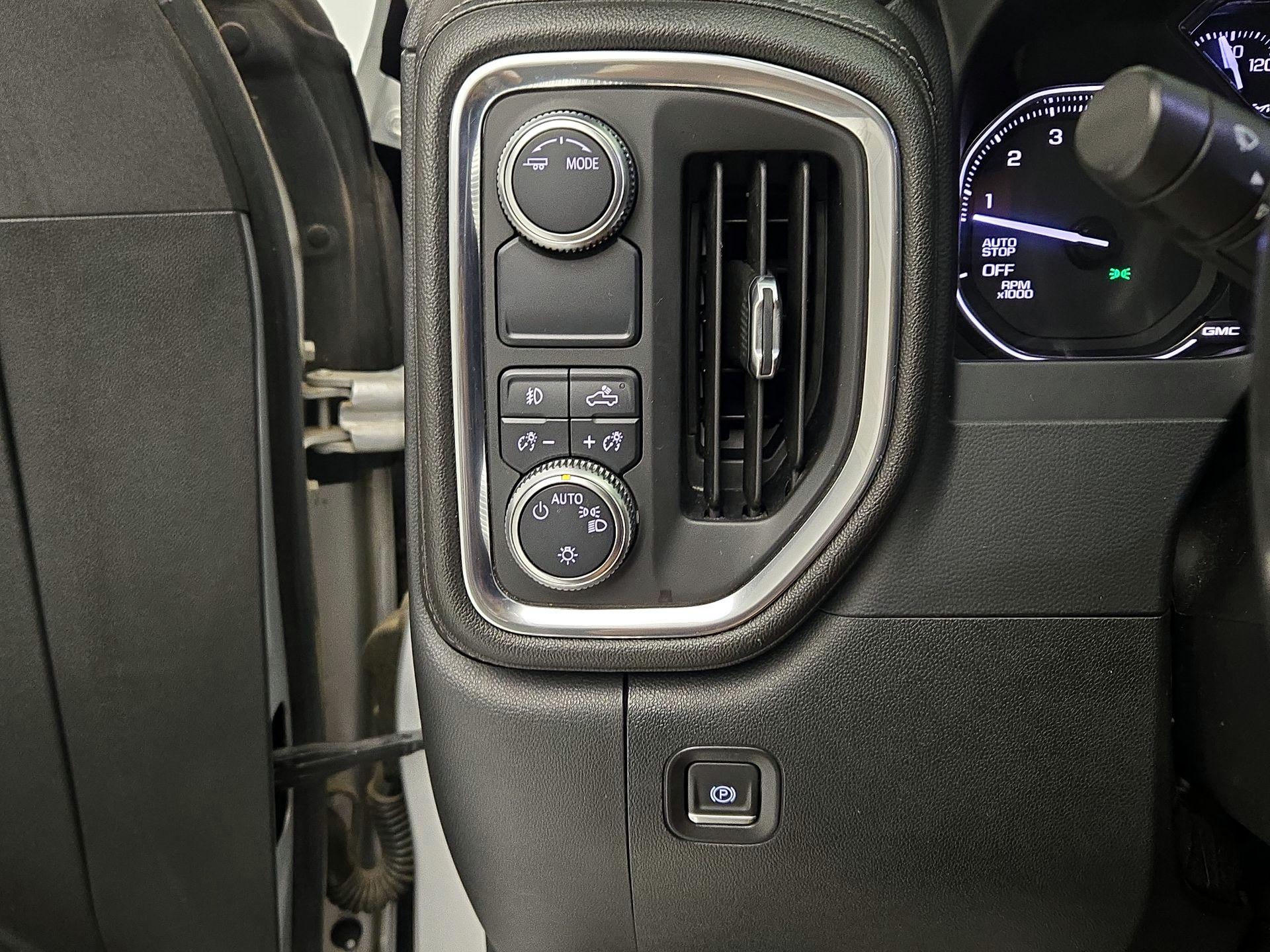 Thumbnail: 2020 GMC Sierra 1500 - 13