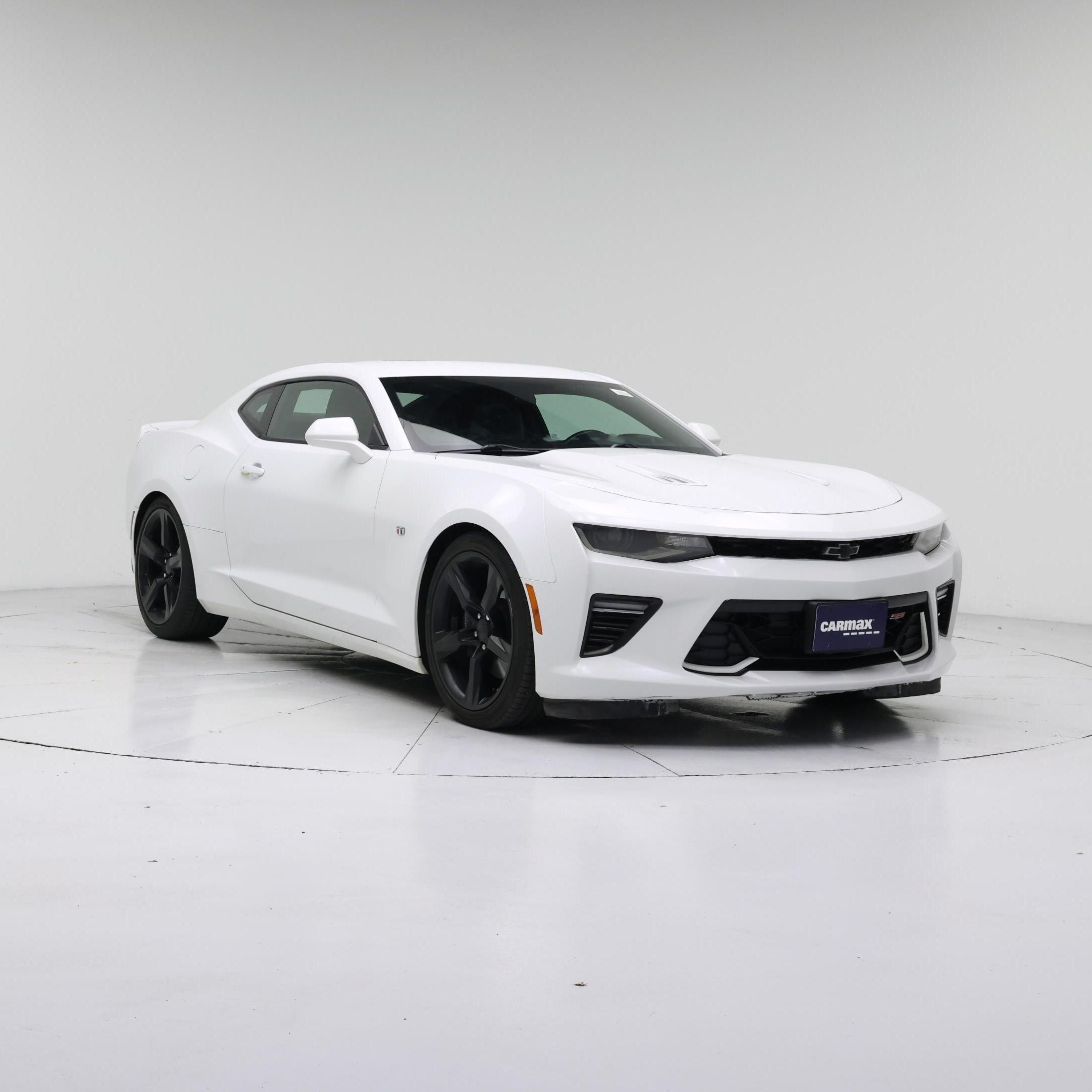 White 2017 Chevrolet Camaro Coupe Rear-Wheel Drive Manual