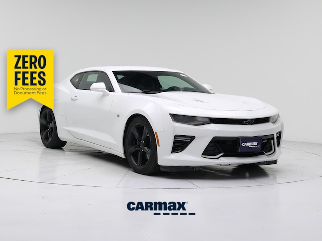 White 2017 Chevrolet Camaro Coupe Rear-Wheel Drive Manual