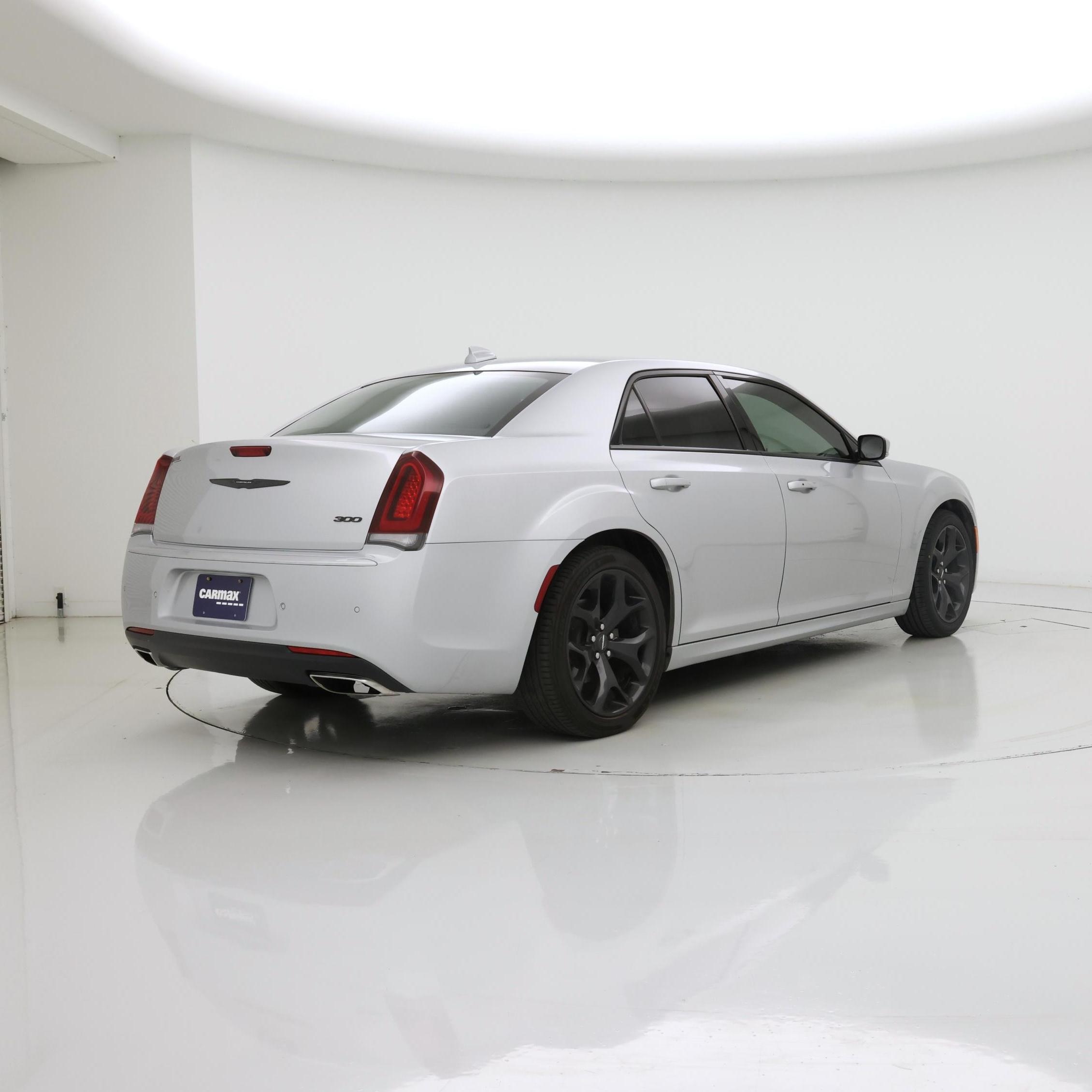 Thumbnail: 2022 Chrysler 300 - 8