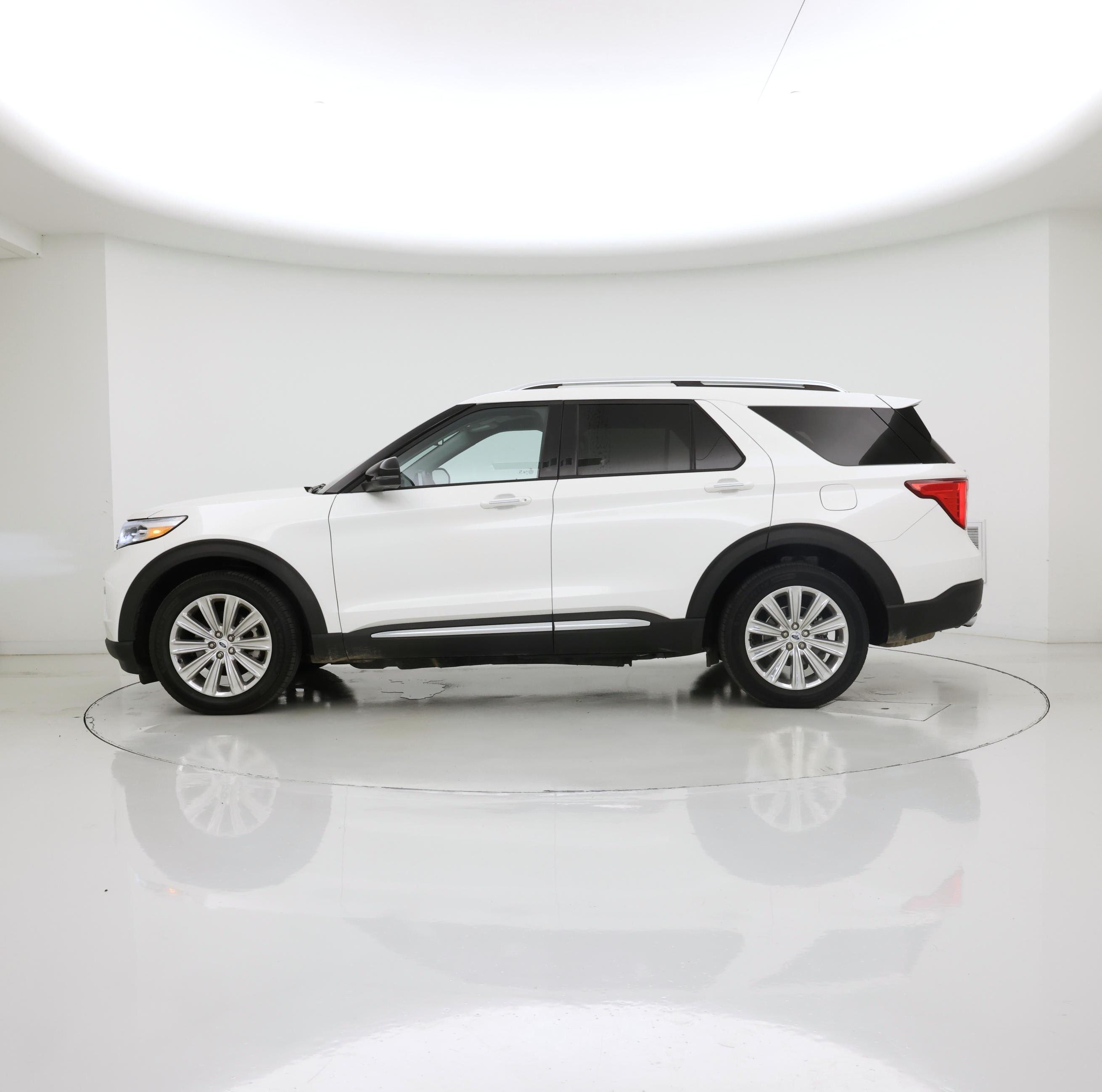 Thumbnail: 2024 Ford Explorer - 3