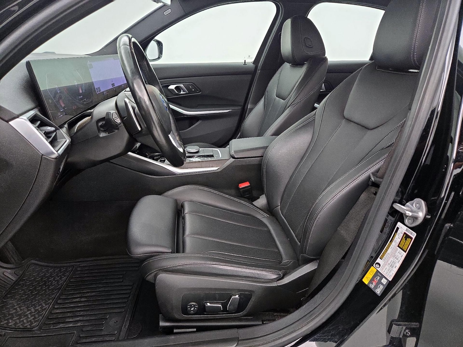 2024 BMW 3 Series 330e - Photo 12
