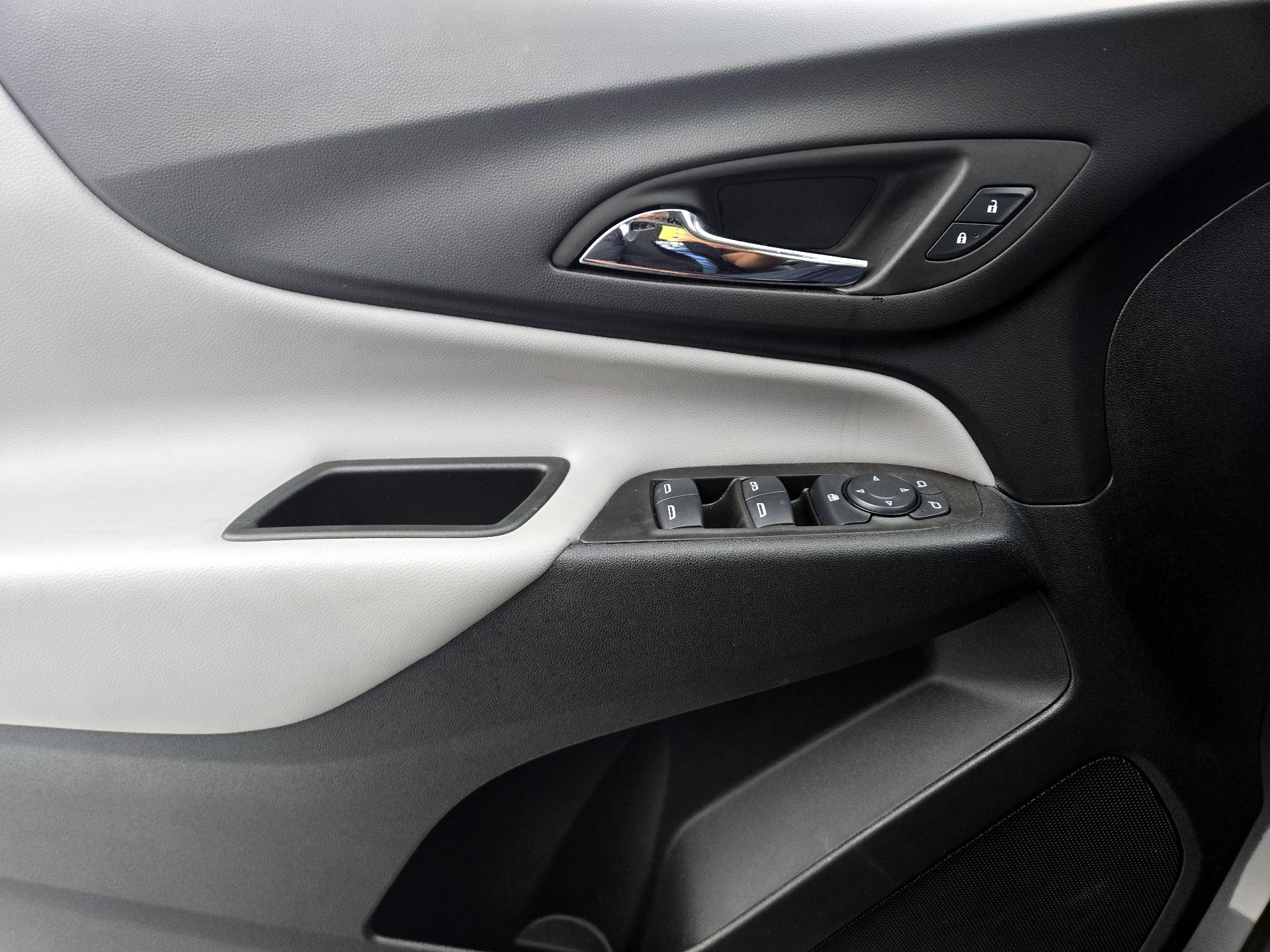Thumbnail: 2024 Chevrolet Equinox - 10