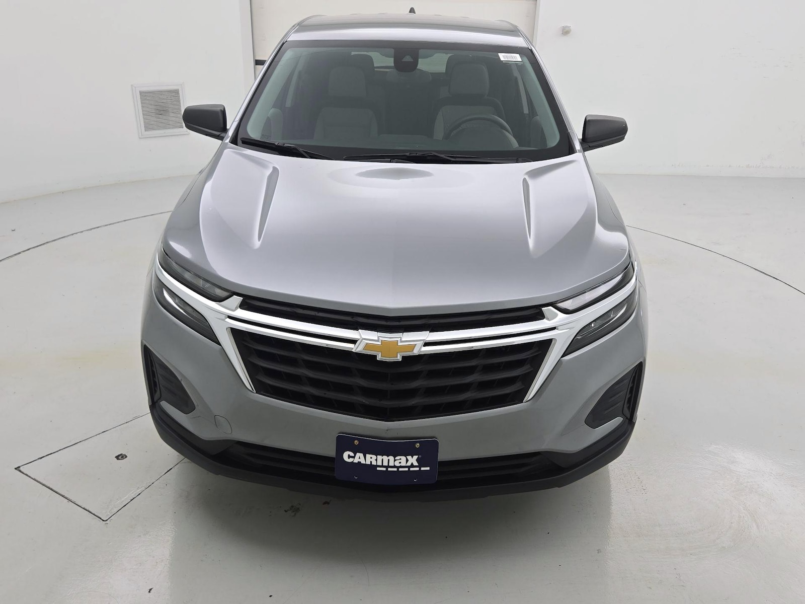 2024 Chevrolet Equinox LS - Photo 2