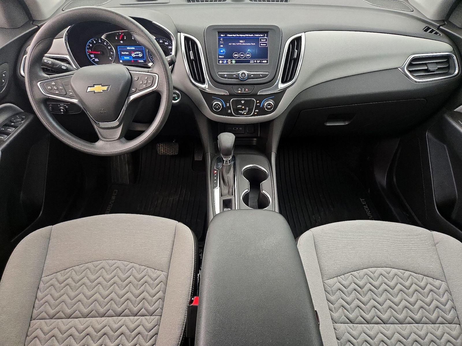 2024 Chevrolet Equinox LS - Photo 8