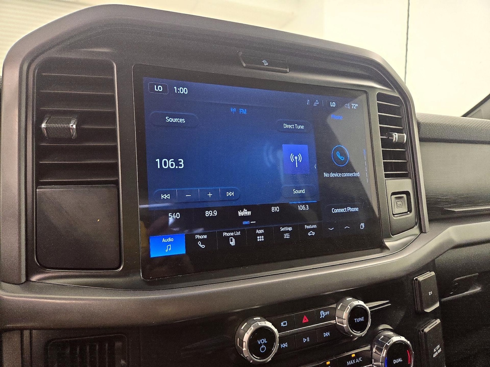 2025 Ford F-150 XLT - Photo 14
