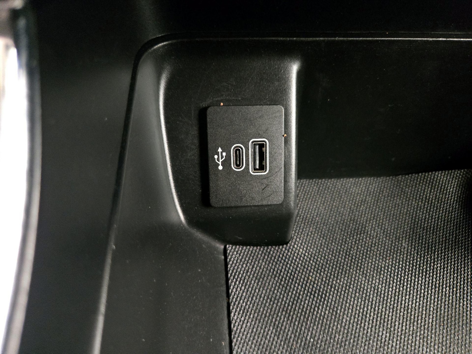 2025 Ford F-150 XLT - Photo 17