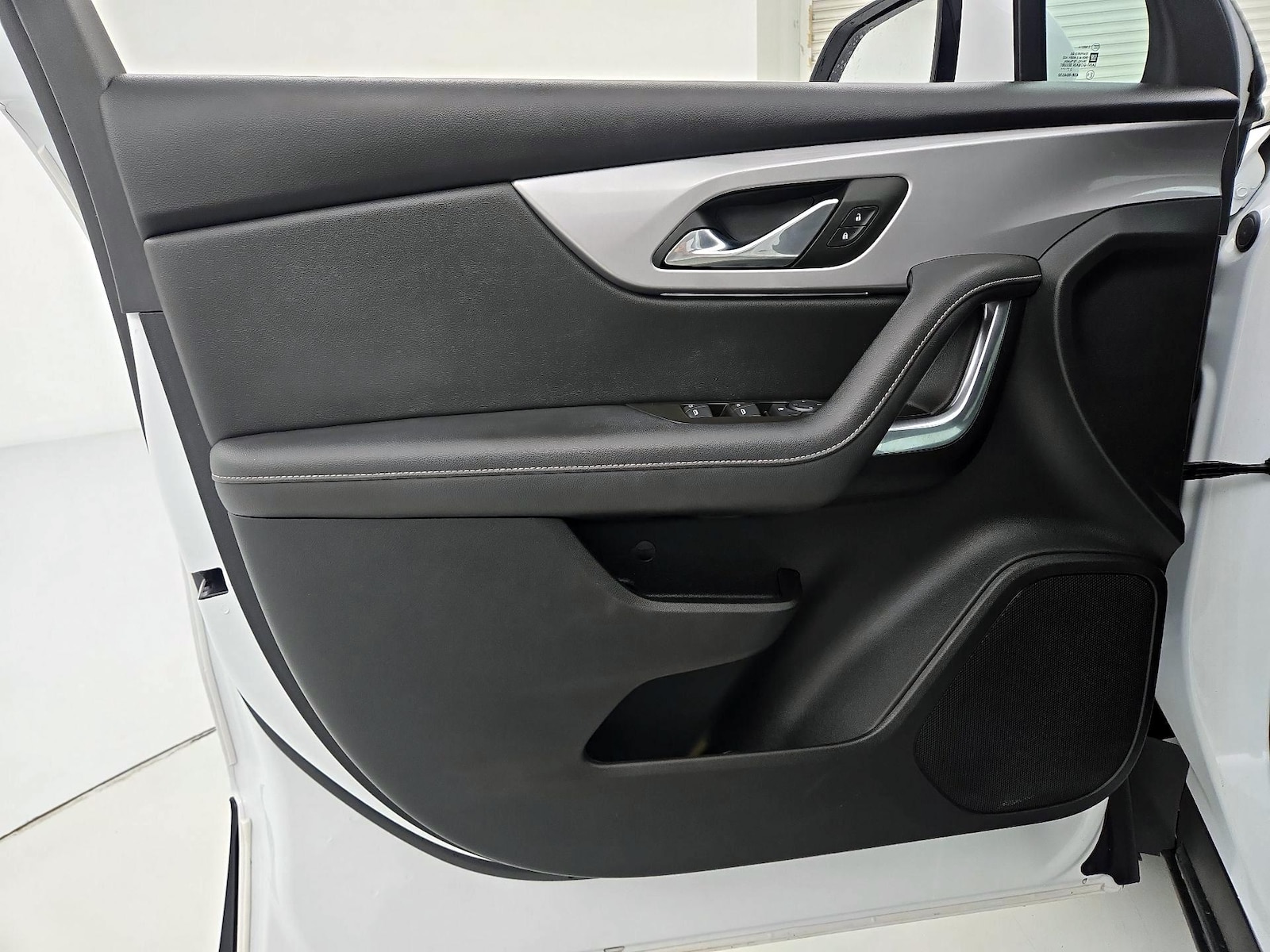 2023 Chevrolet Blazer 2LT - Photo 13