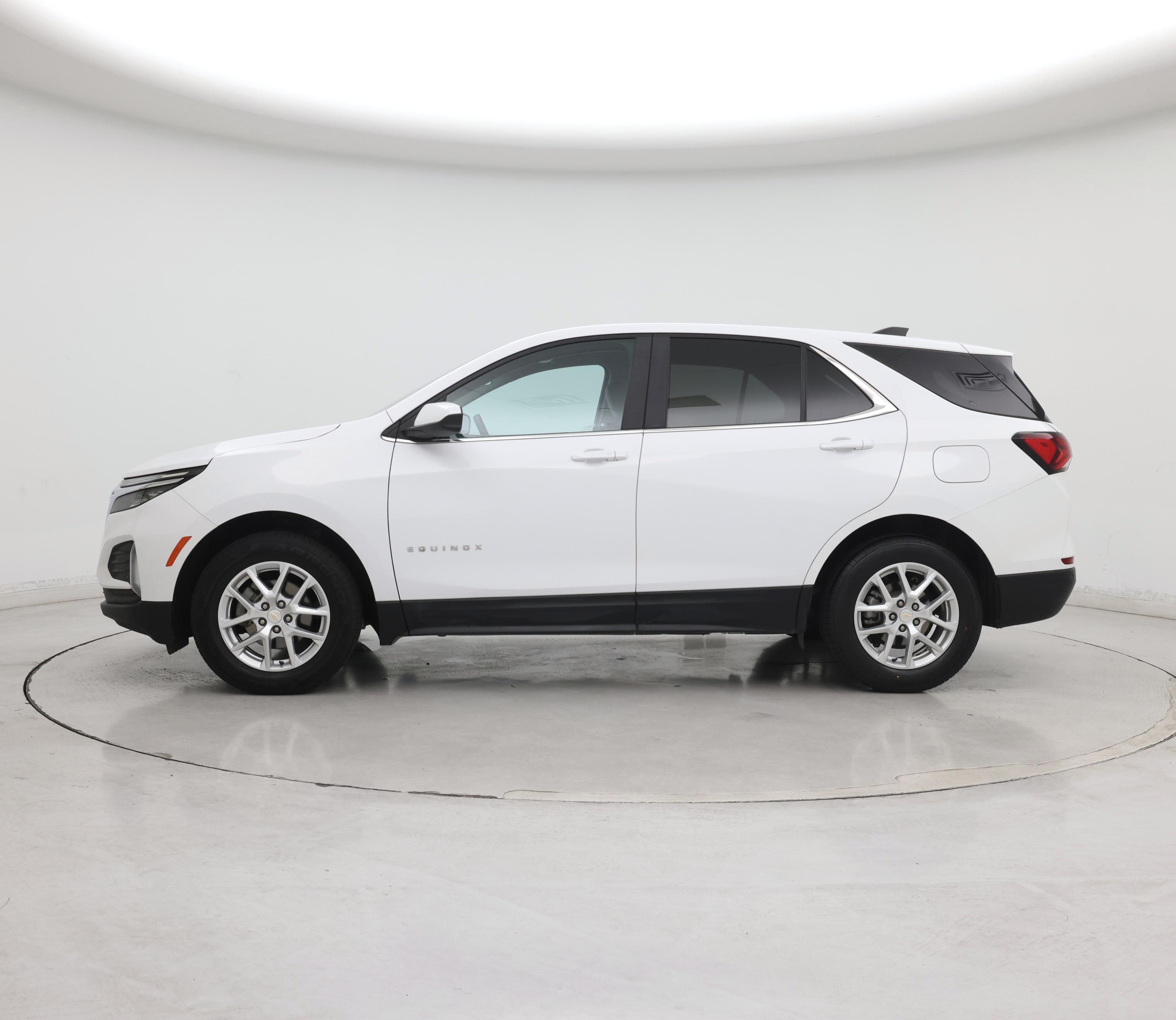 Thumbnail: 2024 Chevrolet Equinox - 3