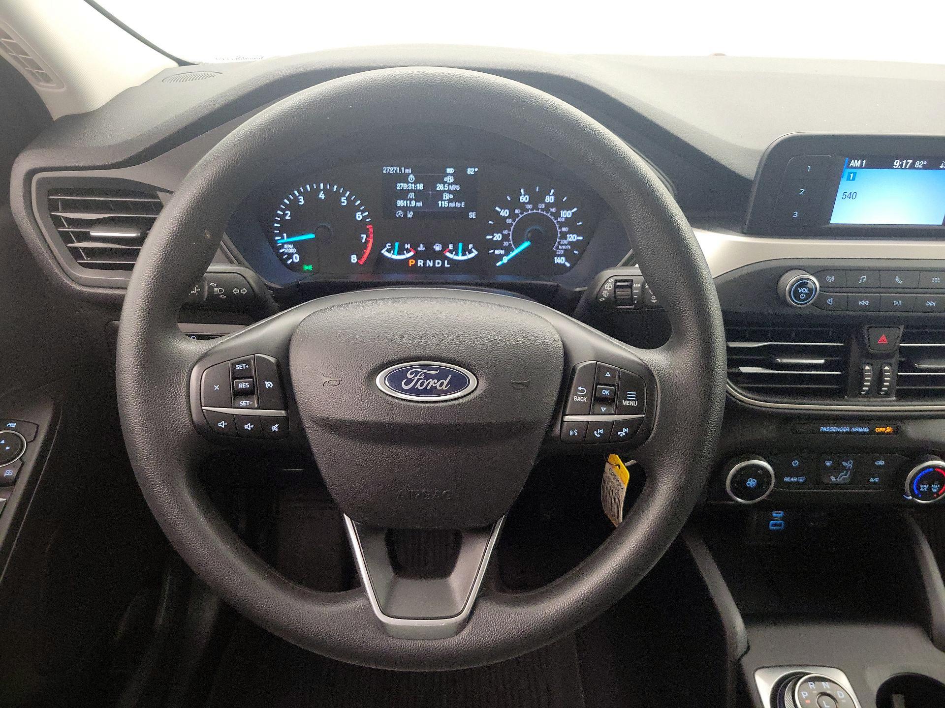 Thumbnail: 2022 Ford Escape - 10