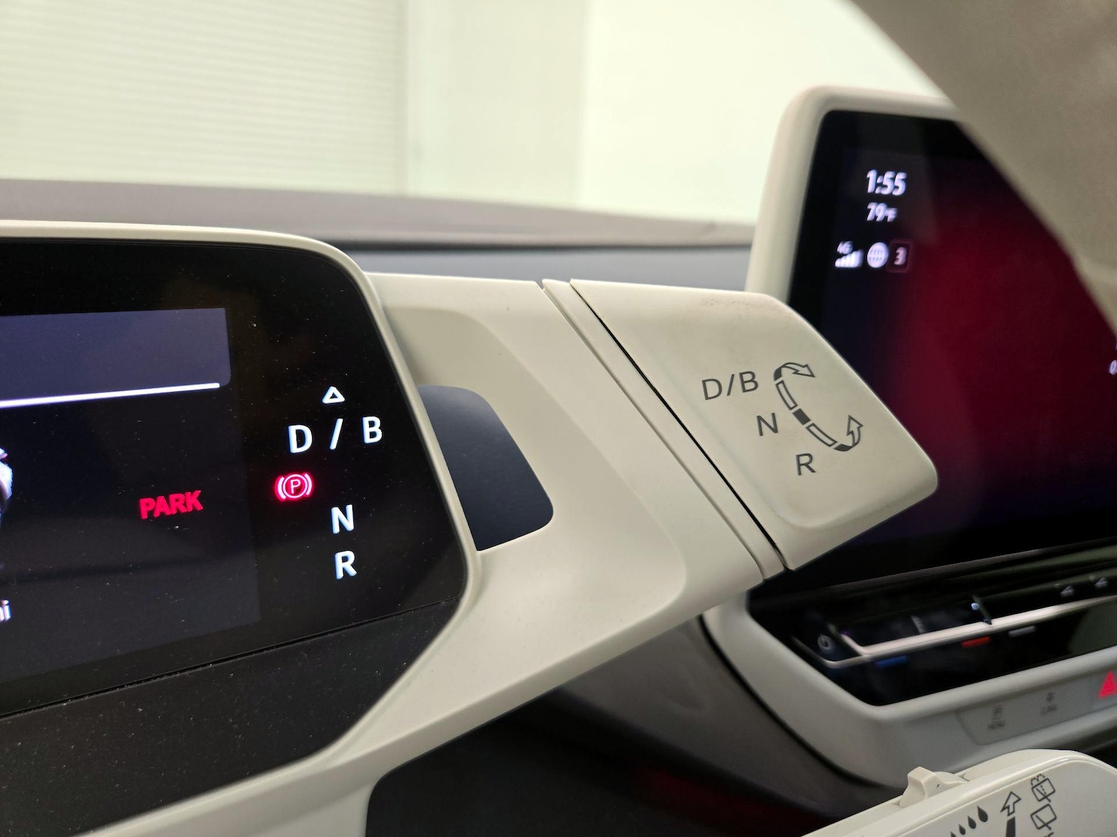 2023 Volkswagen ID.4 PRO S - Photo 16