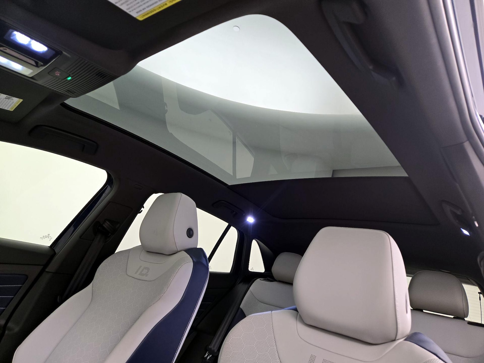 2023 Volkswagen ID.4 PRO S - Photo 18