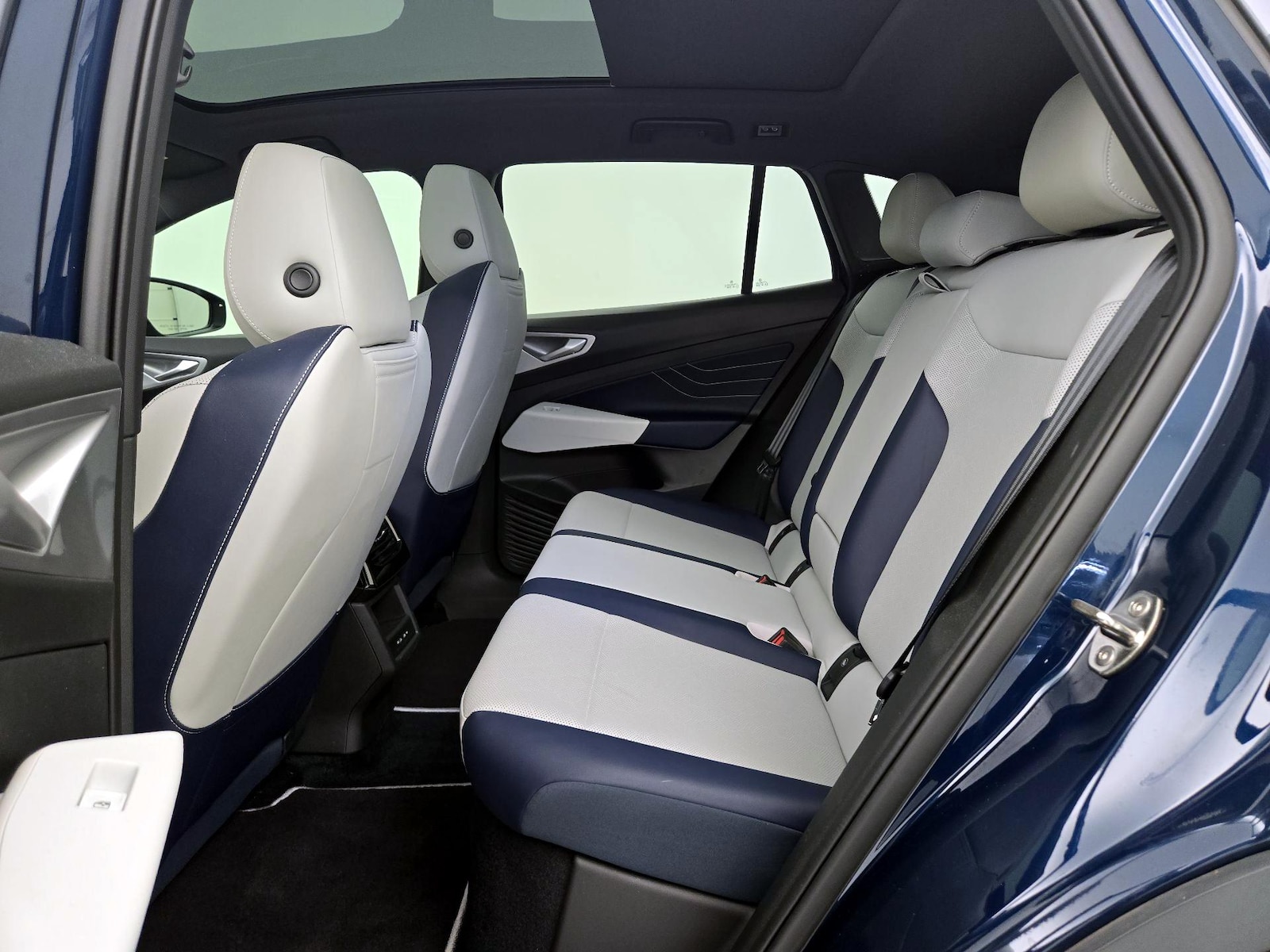 2023 Volkswagen ID.4 PRO S - Photo 19