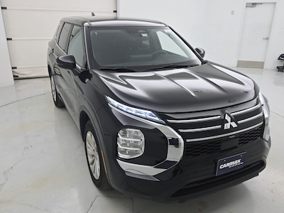 2025 Mitsubishi Outlander ES