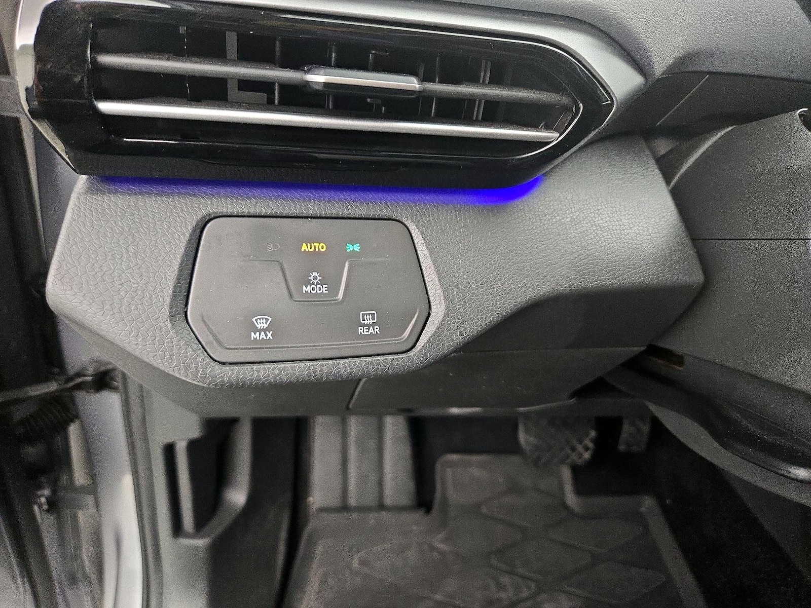 2023 Volkswagen ID.4 STANDARD - Photo 12