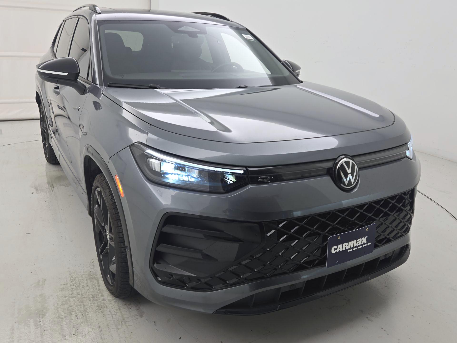 Thumbnail: 2025 Volkswagen Tiguan - 1