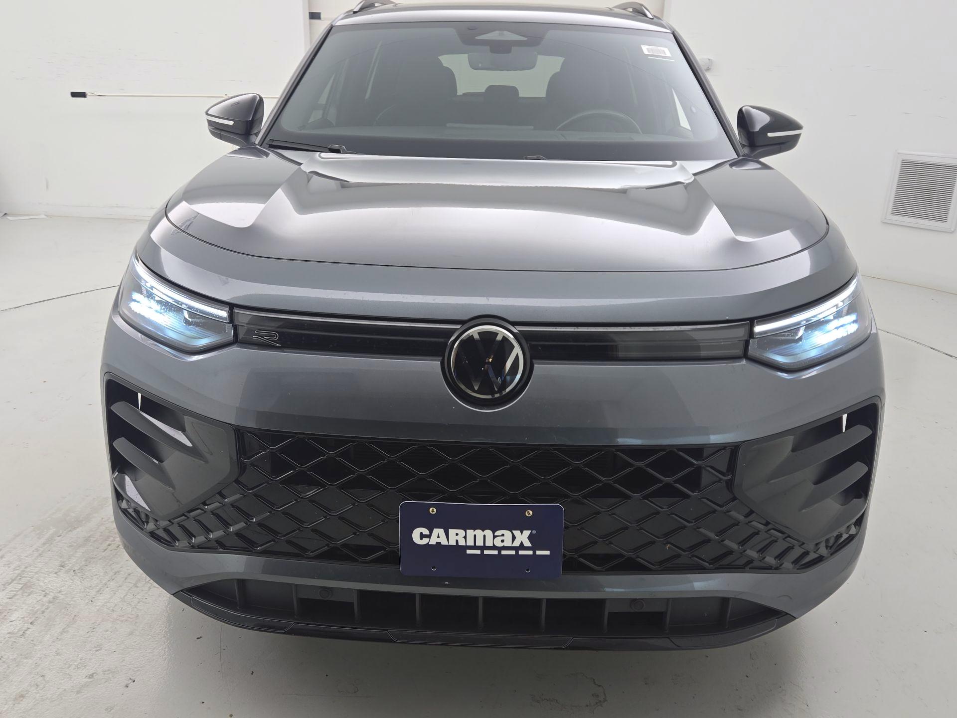 Thumbnail: 2025 Volkswagen Tiguan - 2