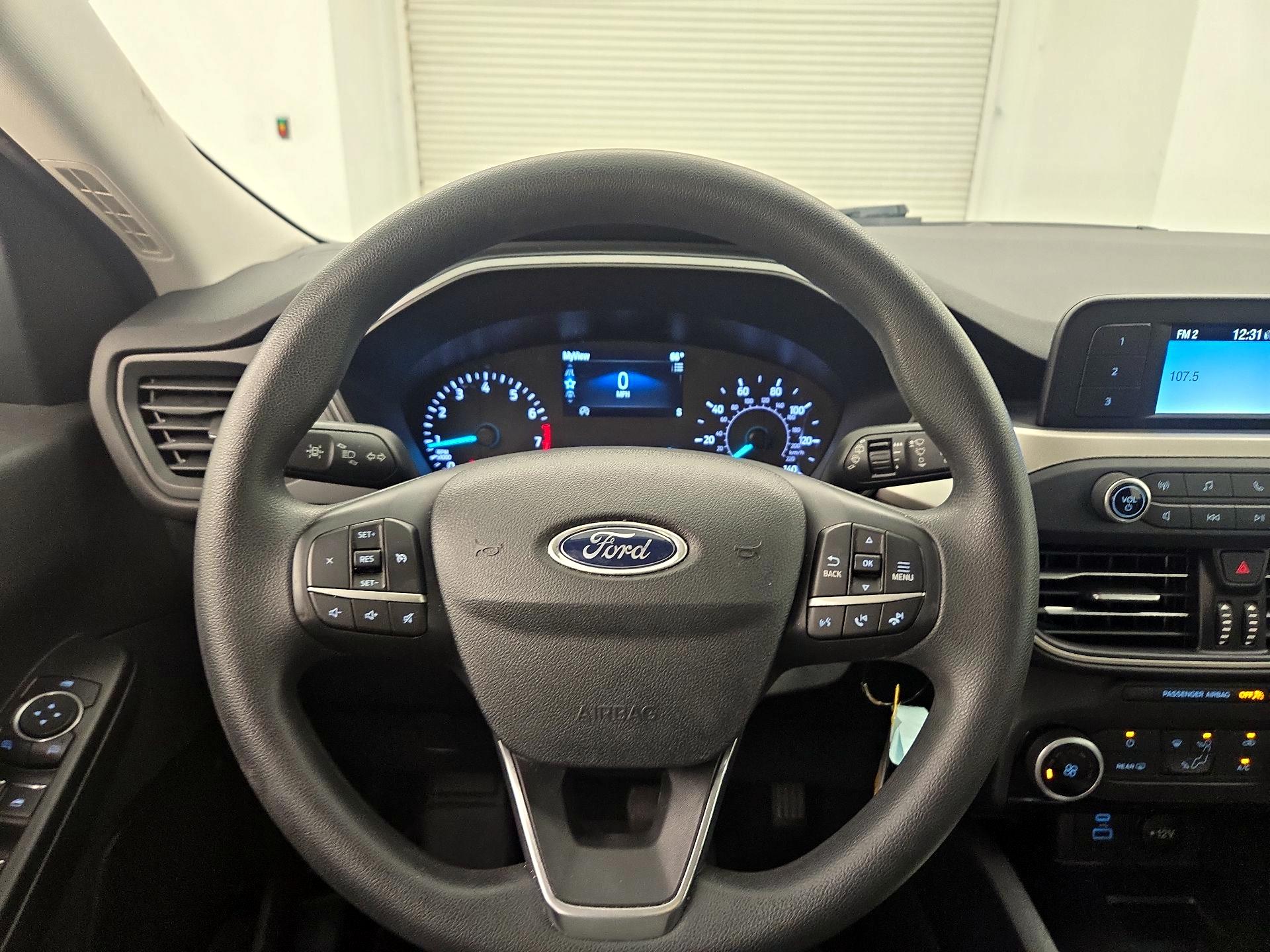 Thumbnail: 2022 Ford Escape - 10
