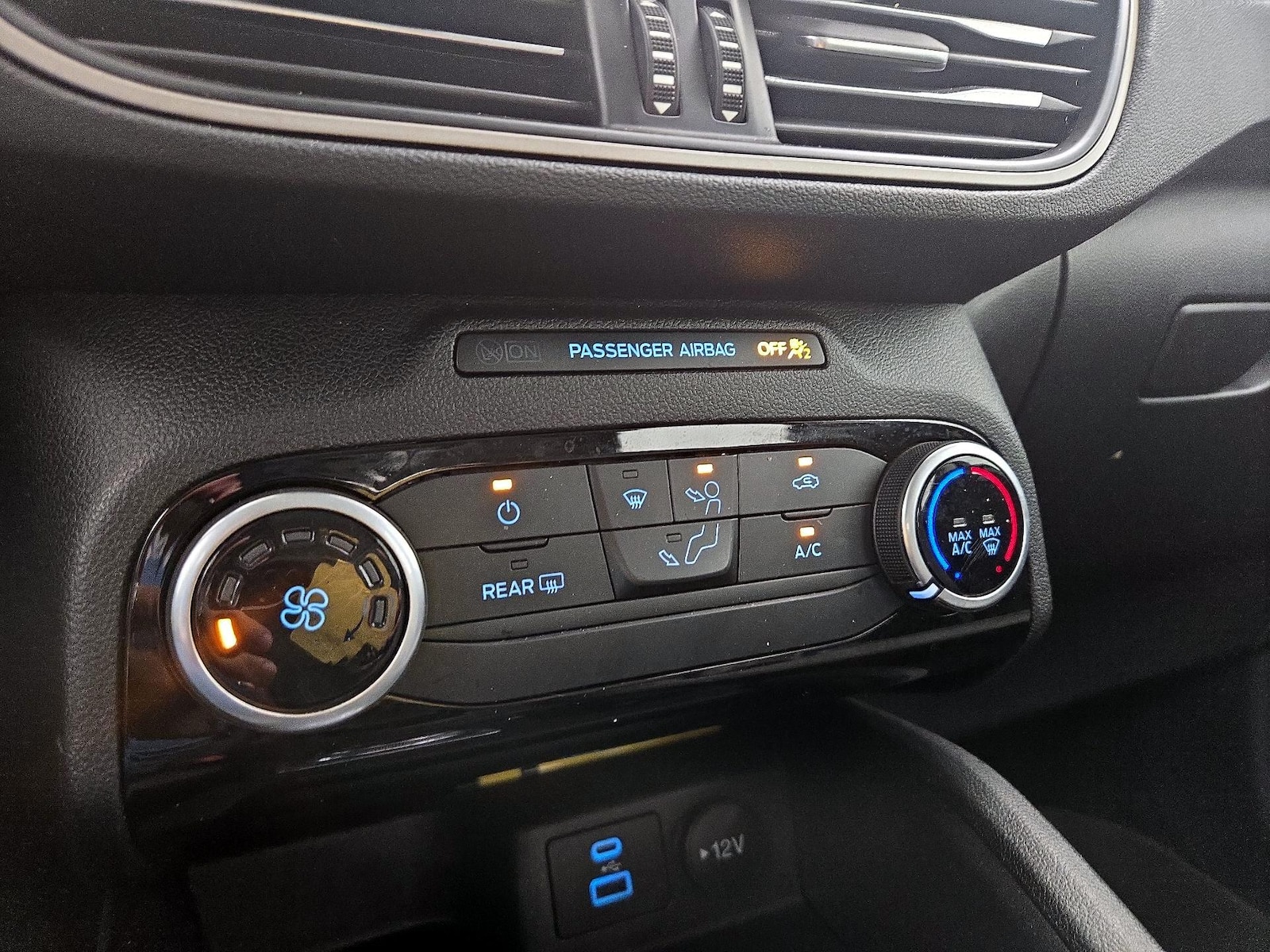 2022 Ford Escape S - Photo 17