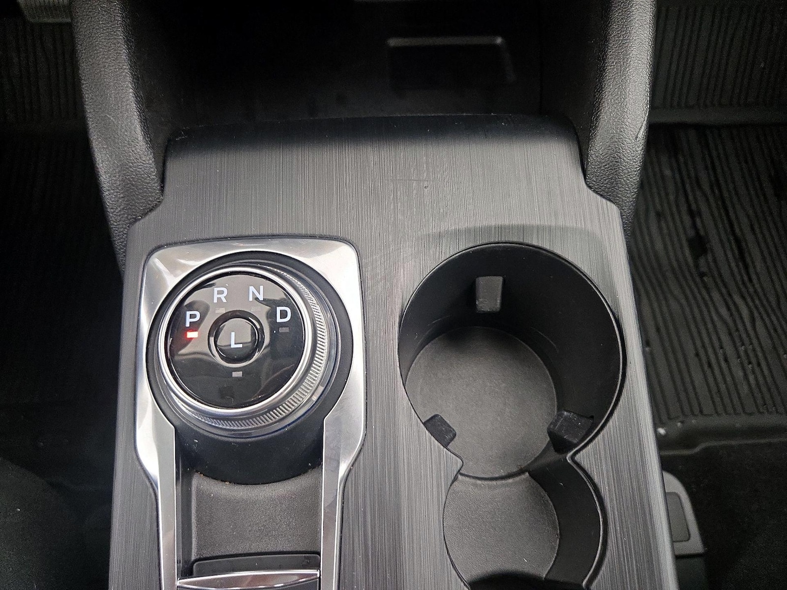 2022 Ford Escape S - Photo 18