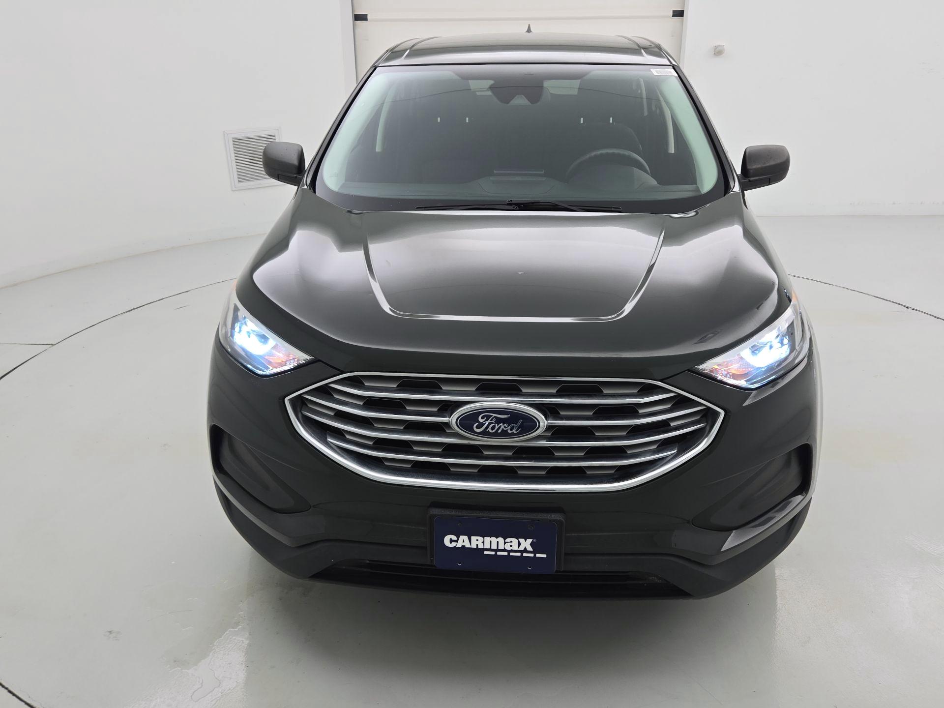 Thumbnail: 2022 Ford Edge - 2