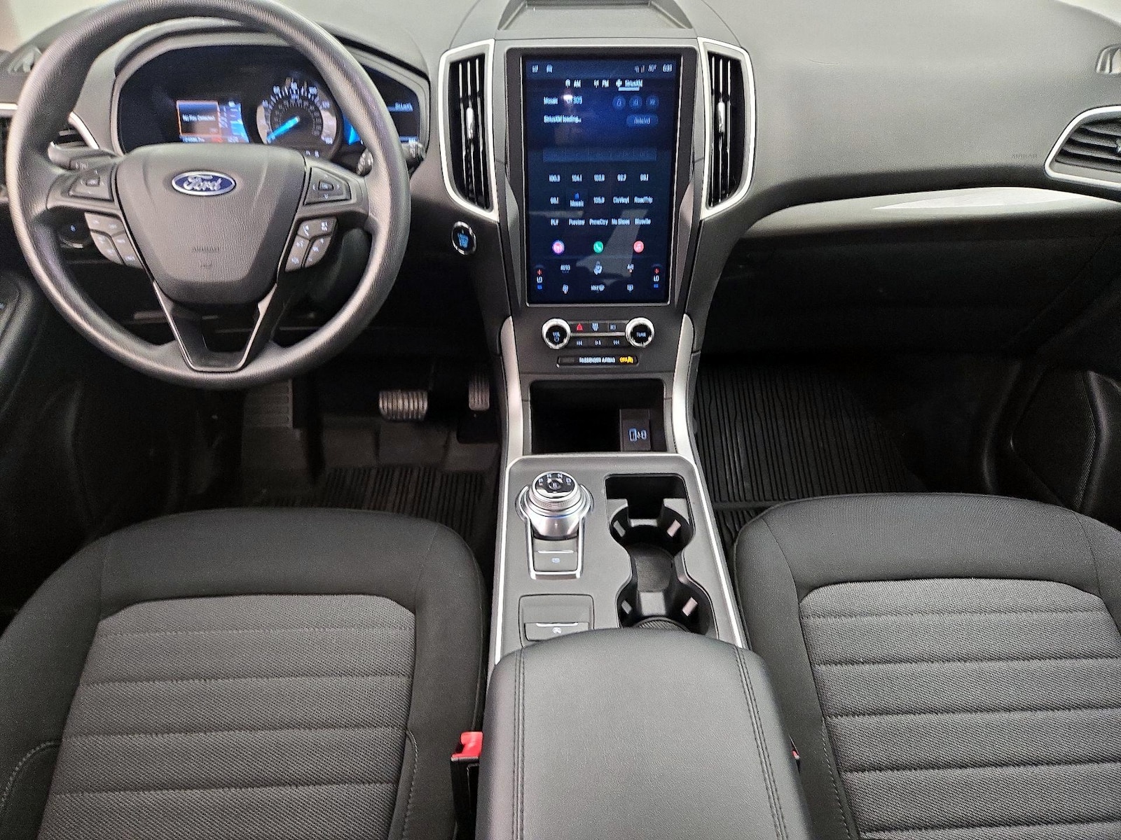 2022 Ford Edge SE - Photo 8