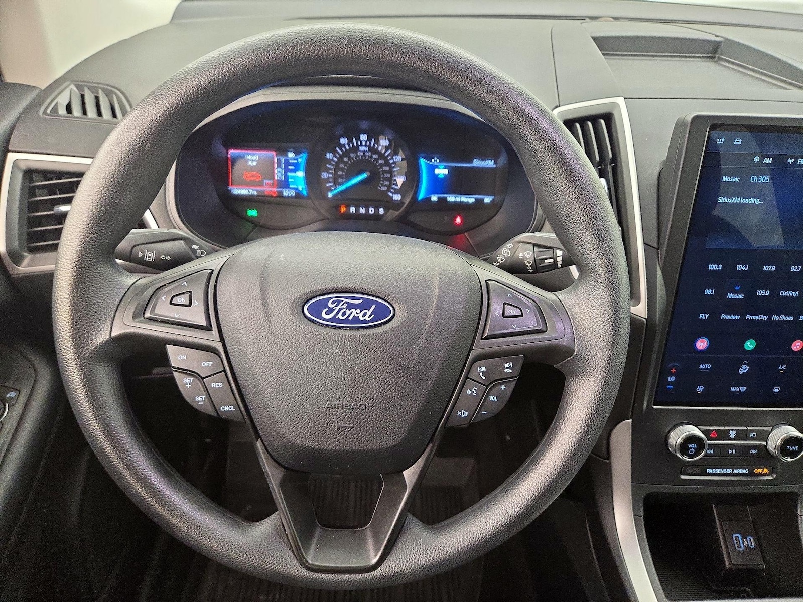2022 Ford Edge SE - Photo 9