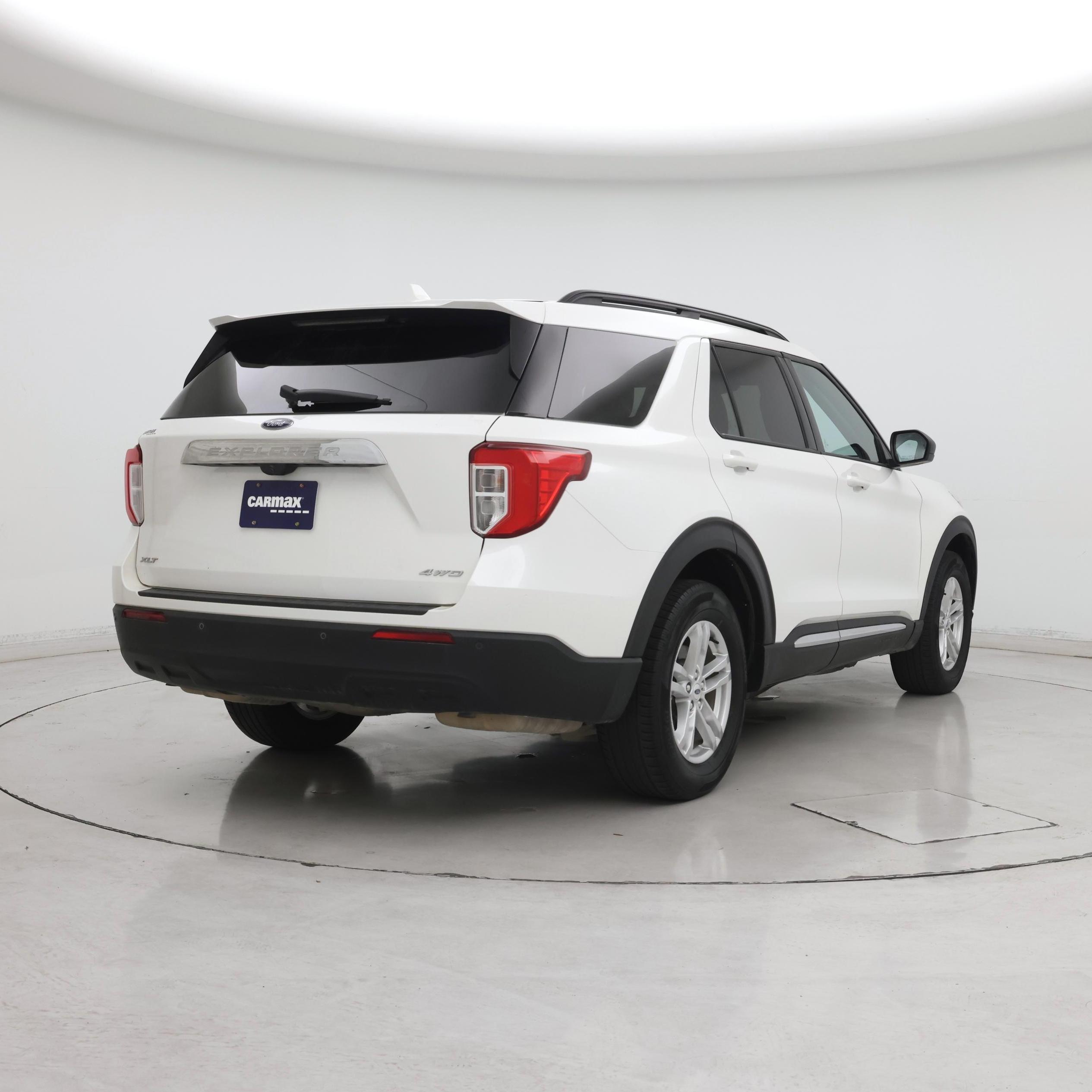Thumbnail: 2023 Ford Explorer - 8