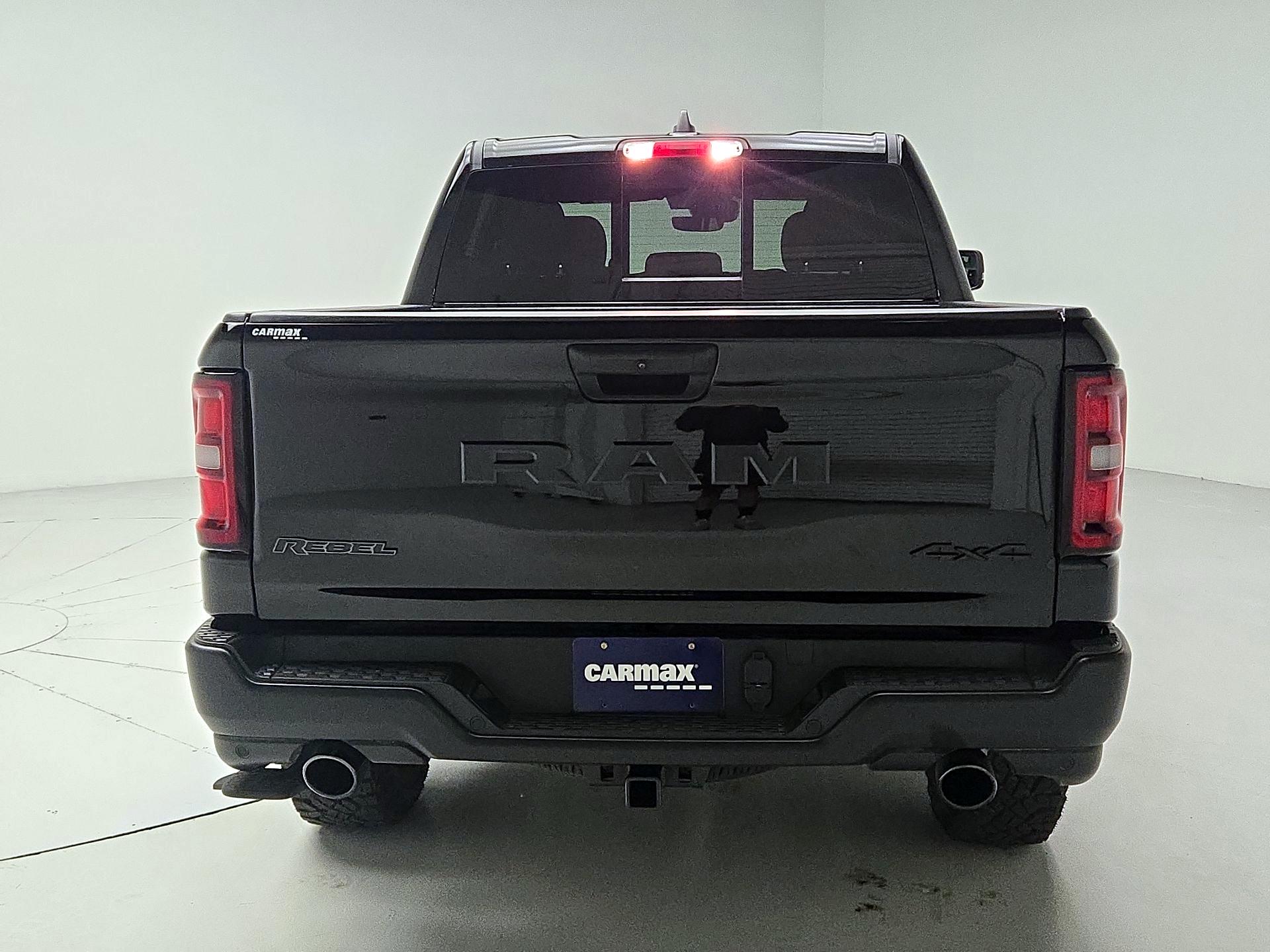 Thumbnail: 2025 RAM 1500 - 6