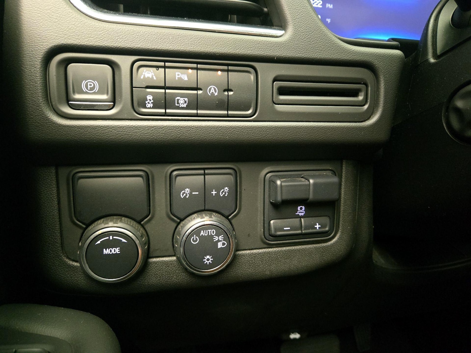 2023 Chevrolet Tahoe LT - Photo 14