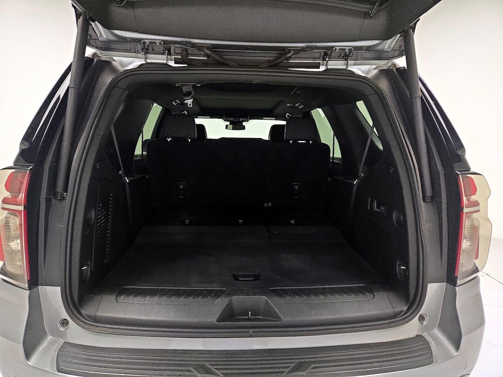 2023 Chevrolet Tahoe LT - Photo 25