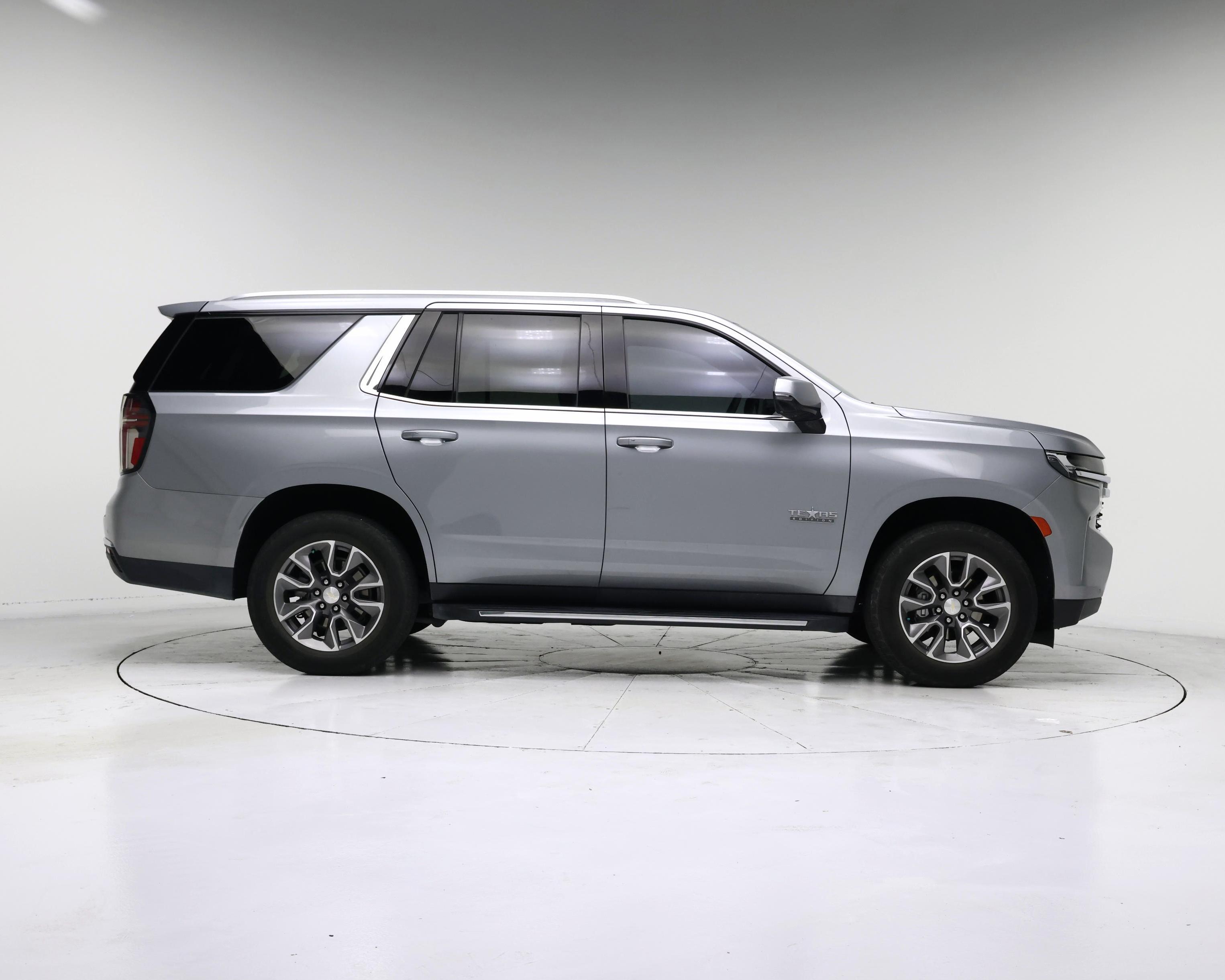 Thumbnail: 2023 Chevrolet Tahoe - 7
