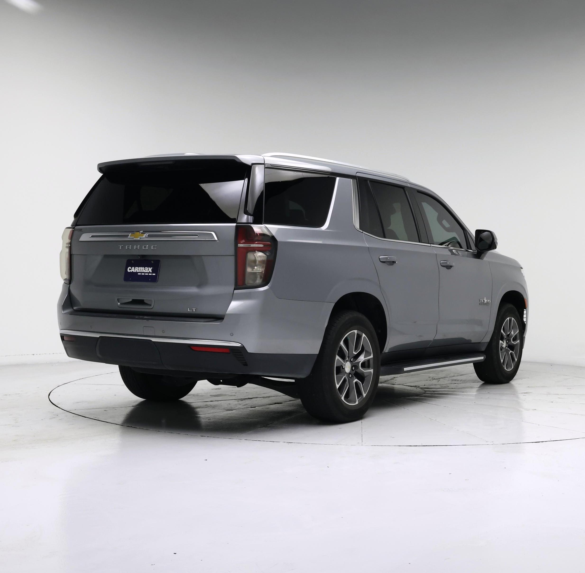 Thumbnail: 2023 Chevrolet Tahoe - 8