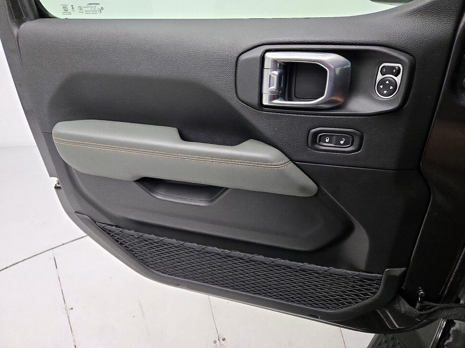 2026 Jeep Gladiator Mojave - Photo 13