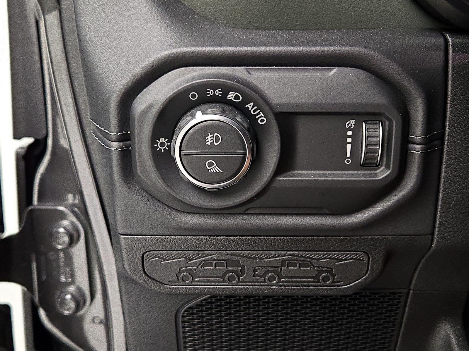 2026 Jeep Gladiator Mojave - Photo 14