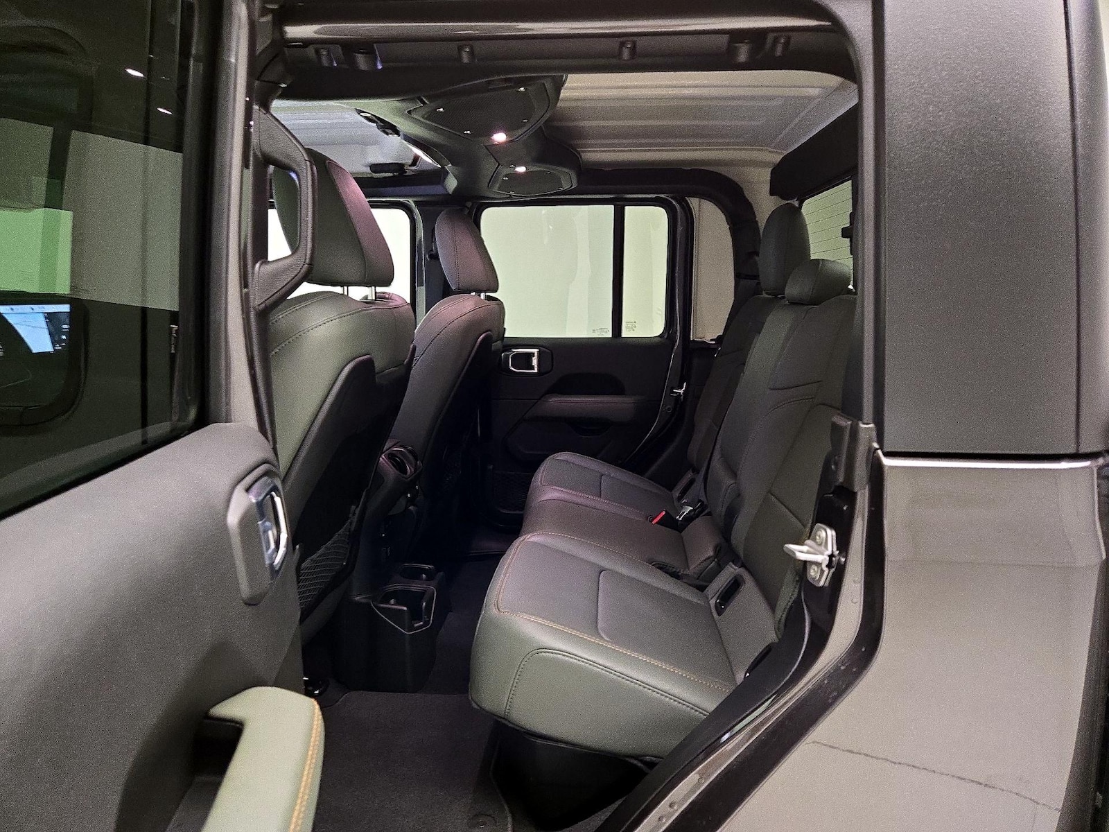 2026 Jeep Gladiator Mojave - Photo 21