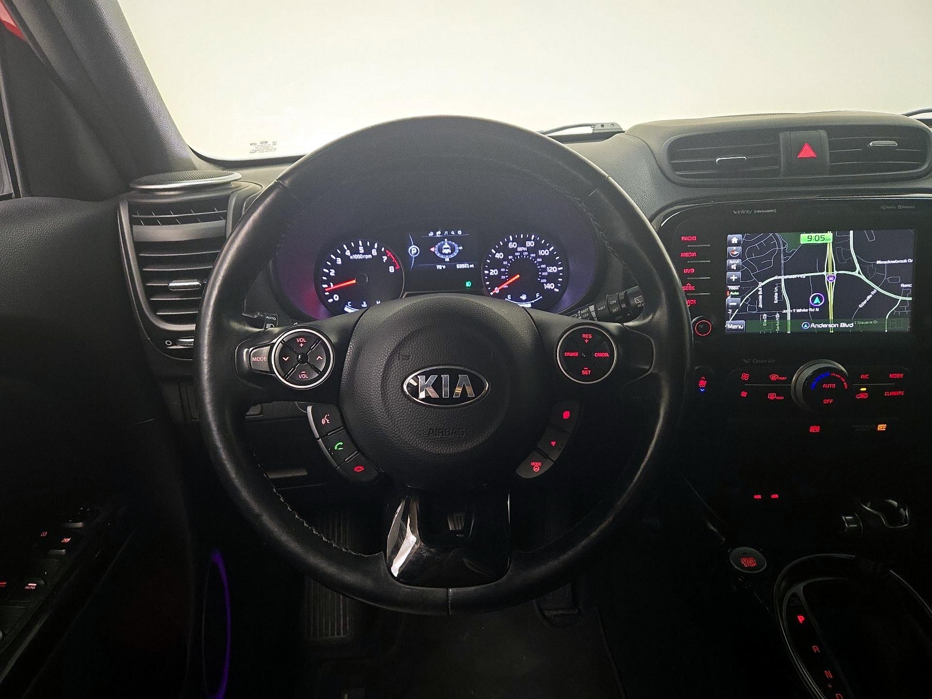 Thumbnail: 2015 Kia Soul - 10