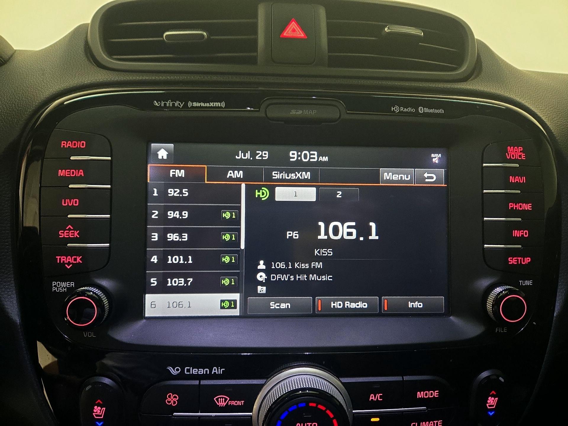 Thumbnail: 2015 Kia Soul - 16