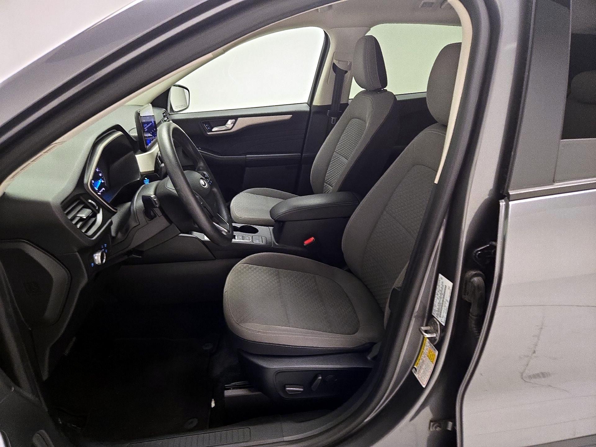 Thumbnail: 2021 Ford Escape - 11