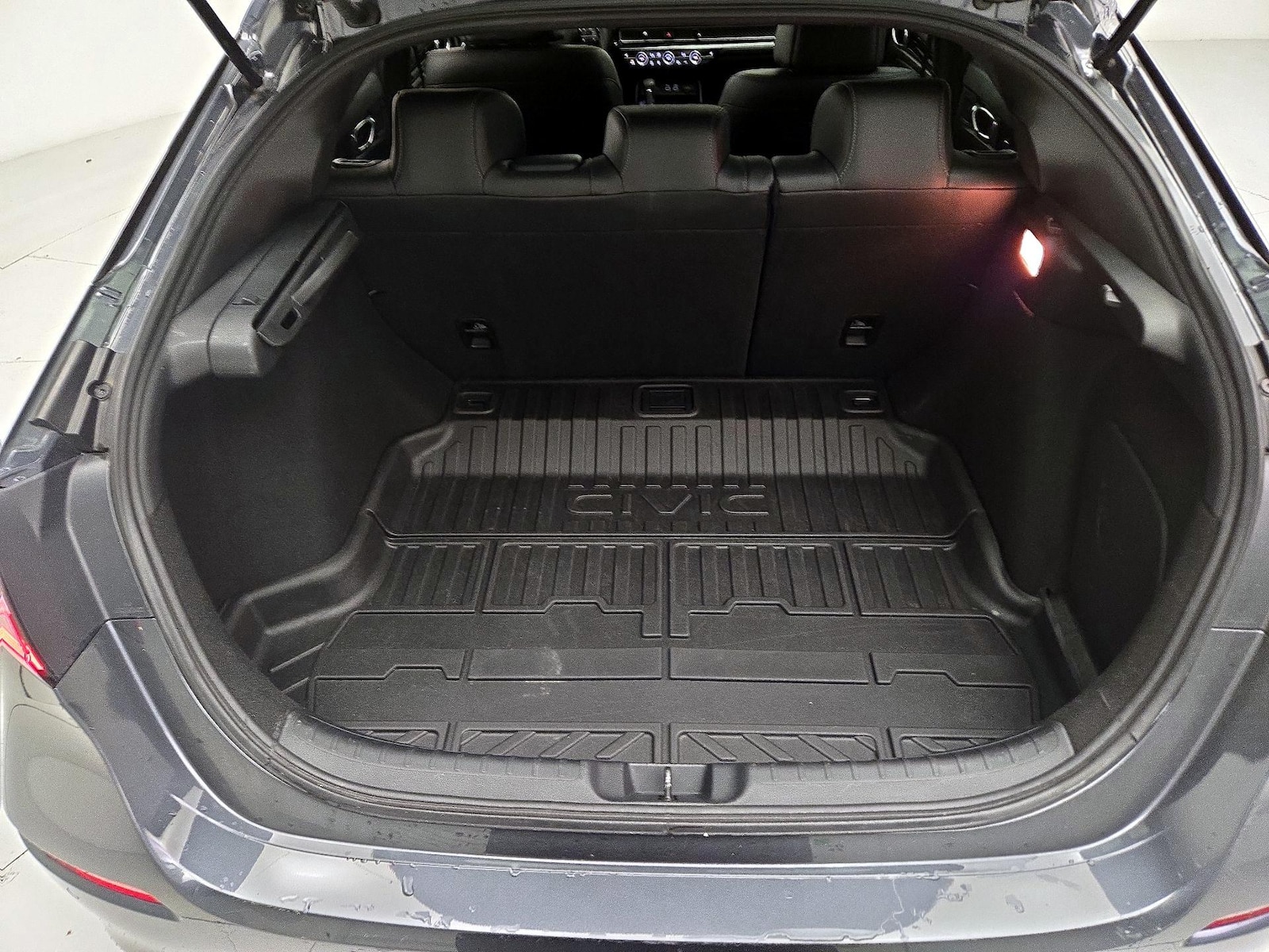 2024 Honda Civic Hatchback Sport Touring - Photo 23