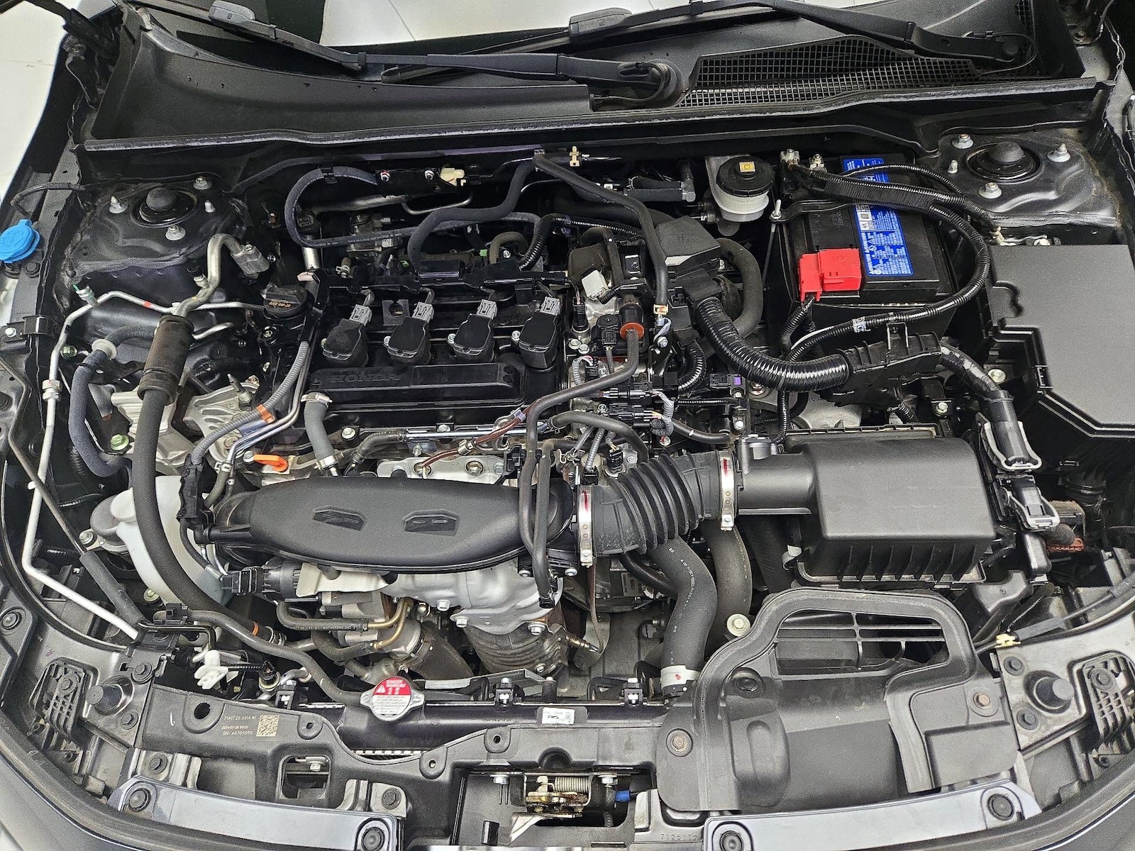 2024 Honda Civic Hatchback Sport Touring - Photo 24