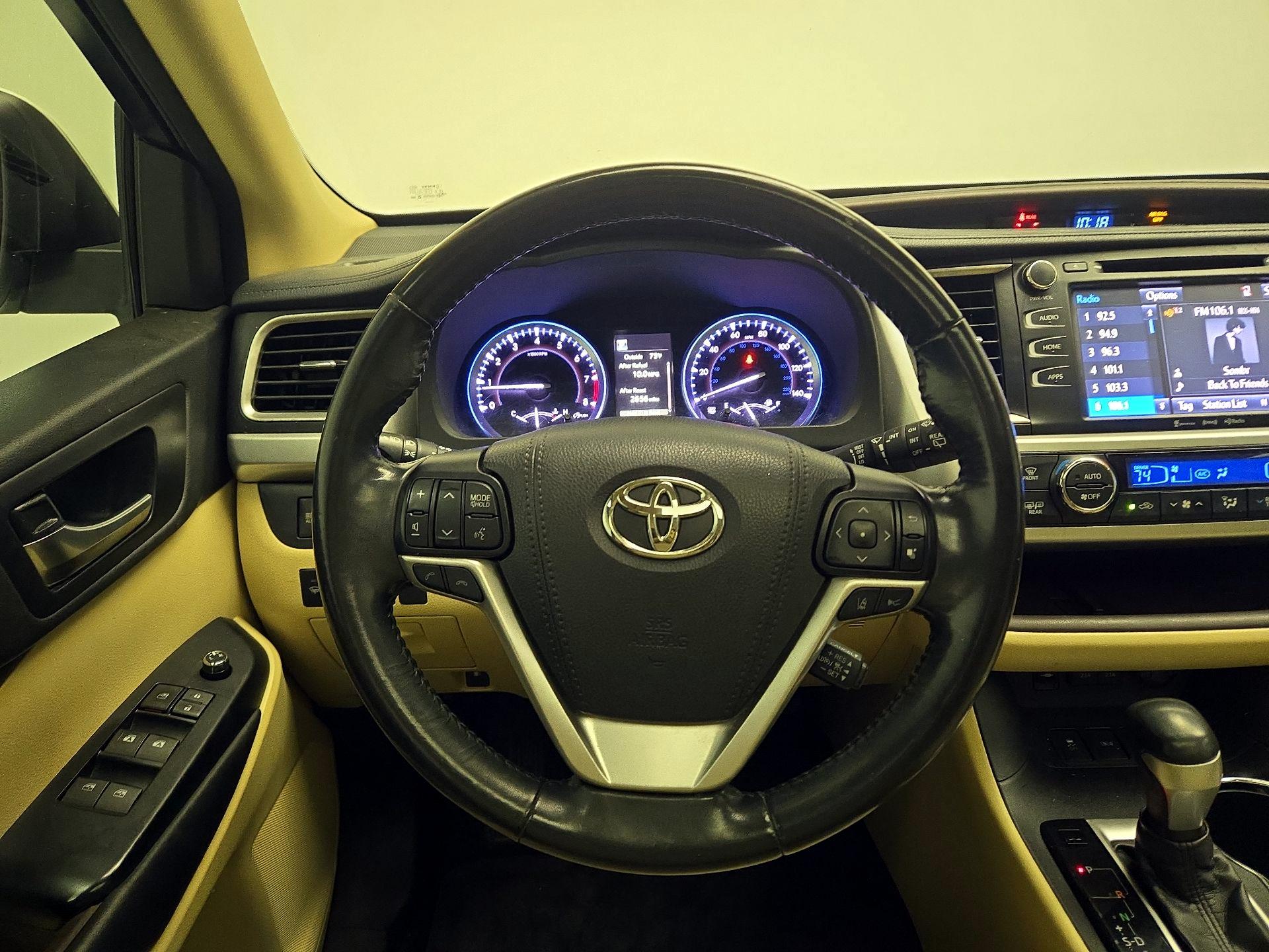 Thumbnail: 2018 Toyota Highlander - 10