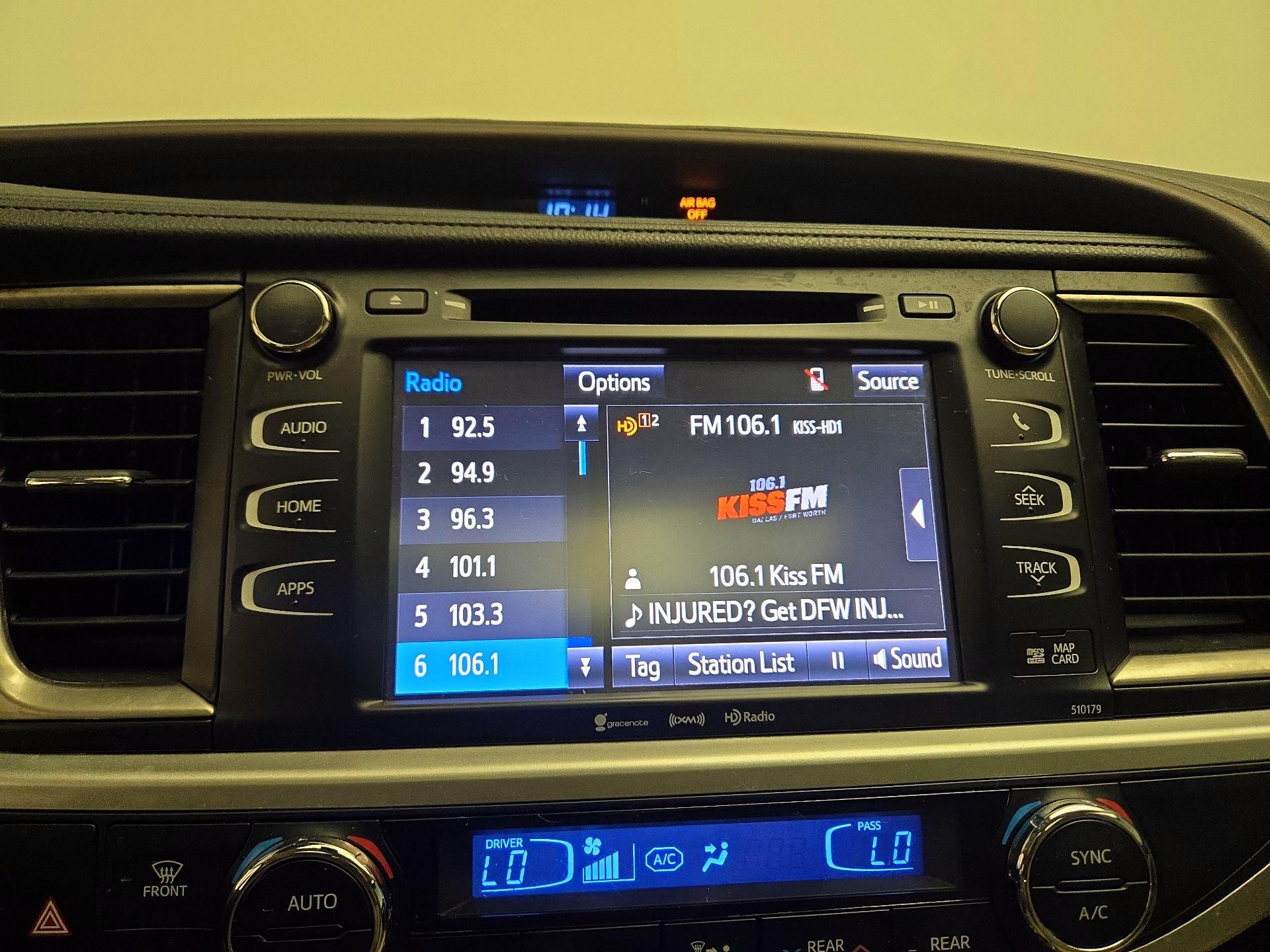 Thumbnail: 2018 Toyota Highlander - 15