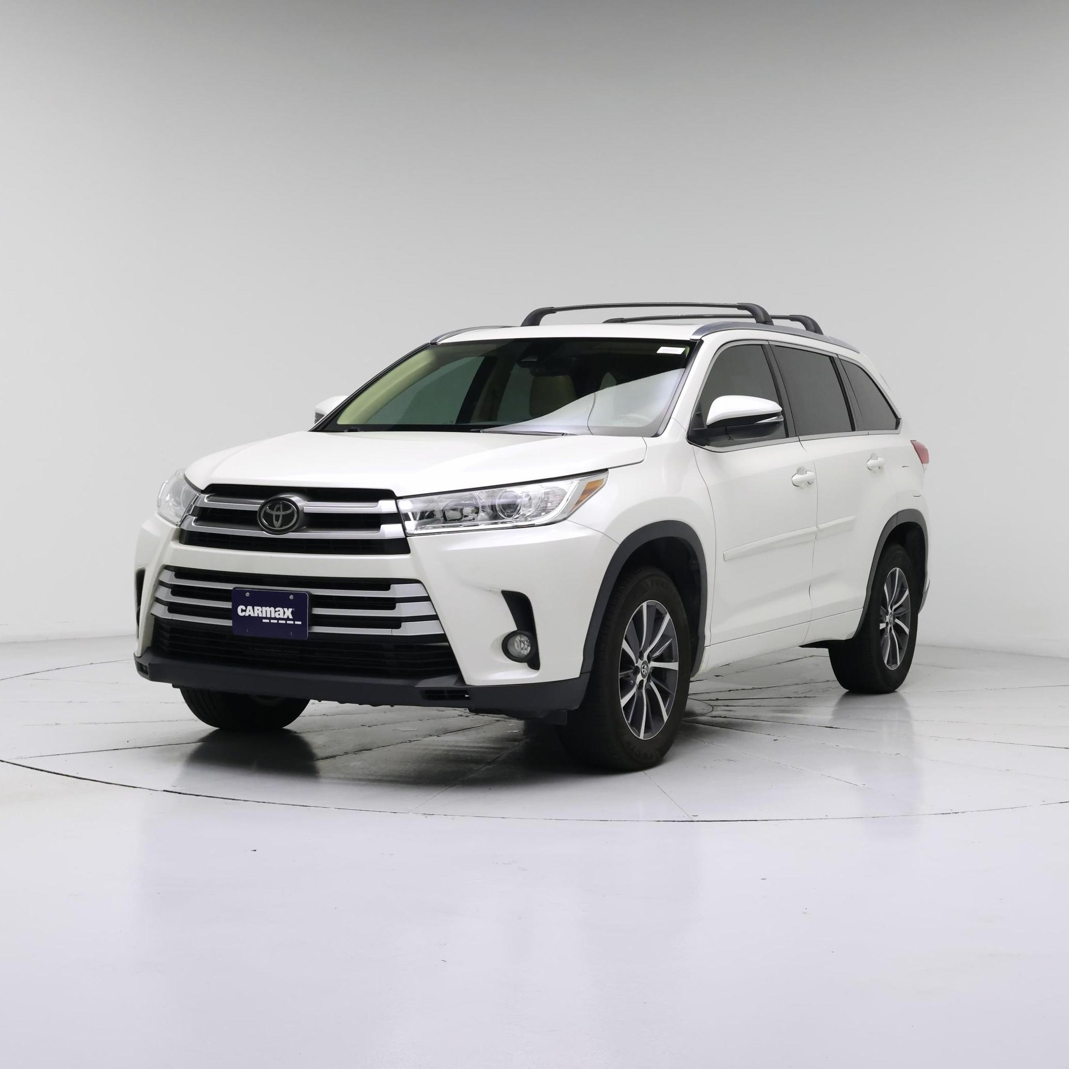 Thumbnail: 2018 Toyota Highlander - 4
