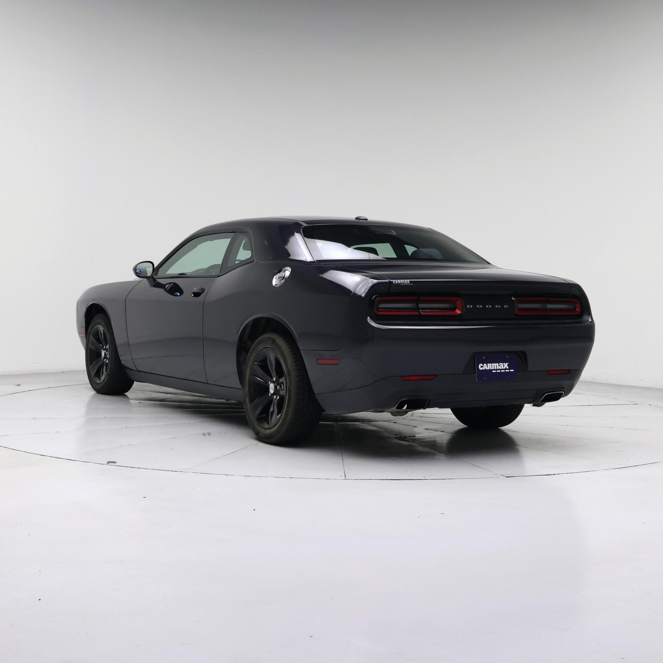 Thumbnail: 2017 Dodge Challenger - 2